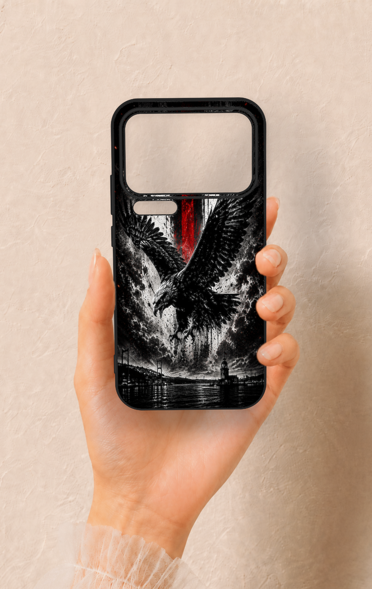 Mi 17 Pro Max Uyumlu Kara Kartal Desenli Silikon Kılıf