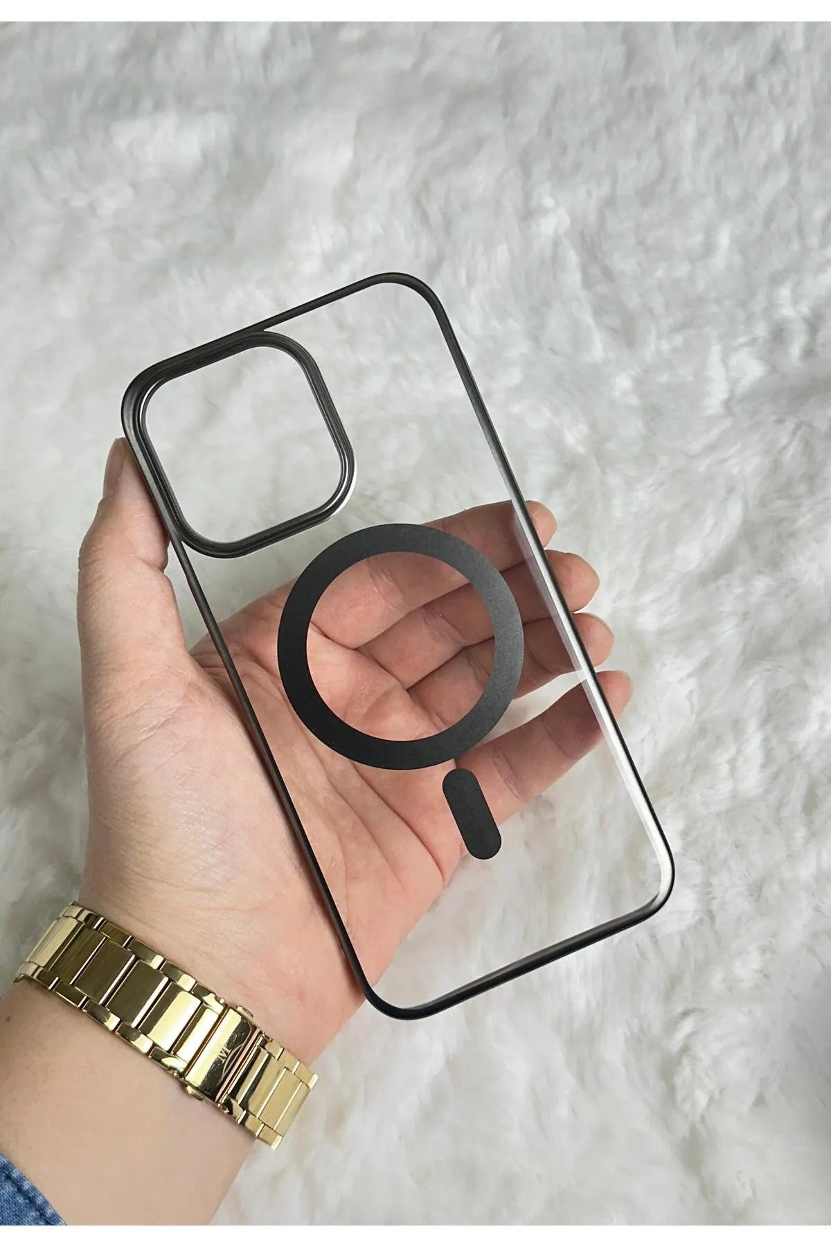 iPhone 15 Pro Max Magsafe Özellikli Şeffaf Çizilmez Dayanıklı Darbe Emici İnce ve Şık Tasarımlı Riksos Kılıf