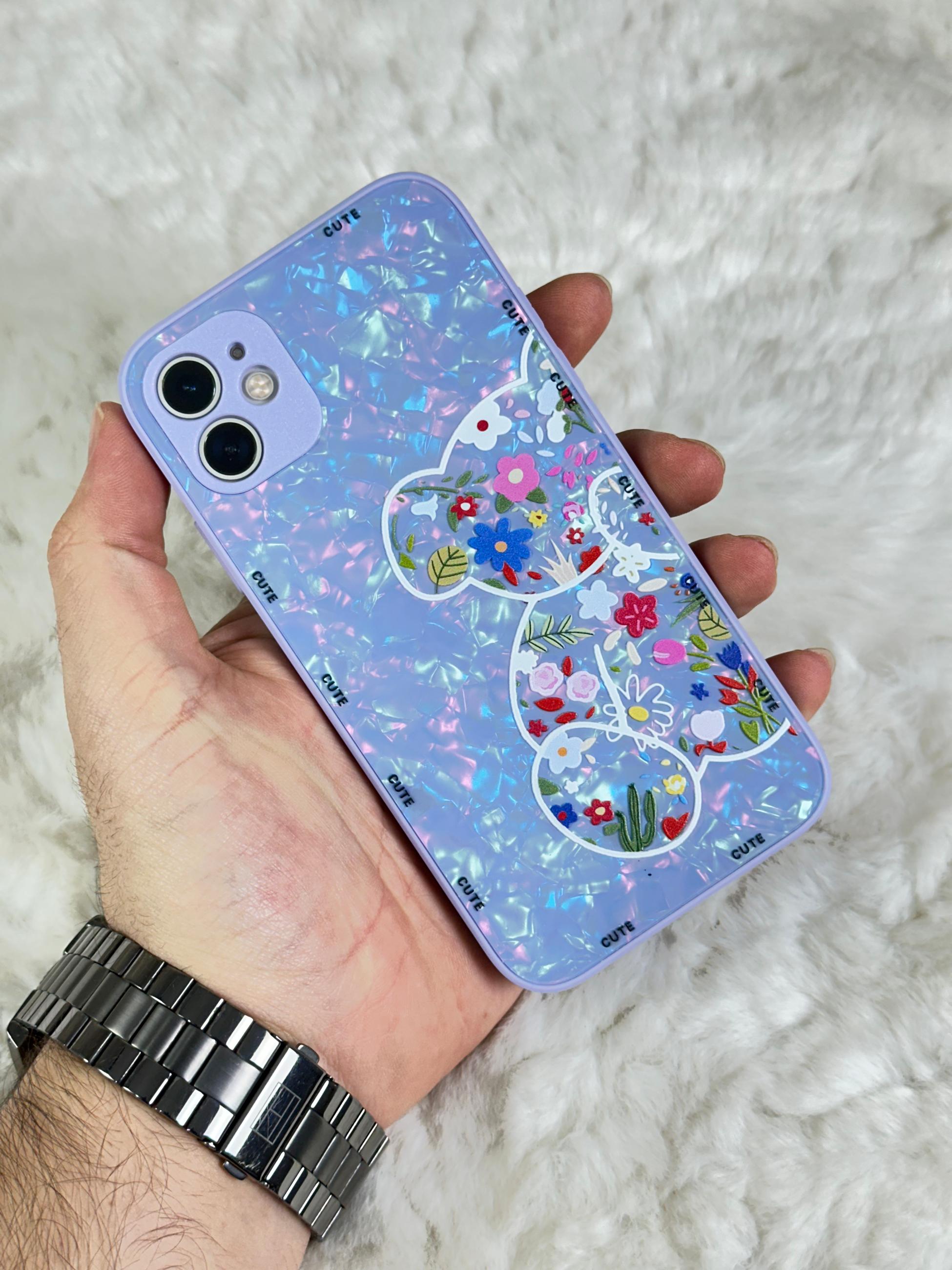 iPhone 11 Çiçekli Ayıcıklı Mumila Kılıf