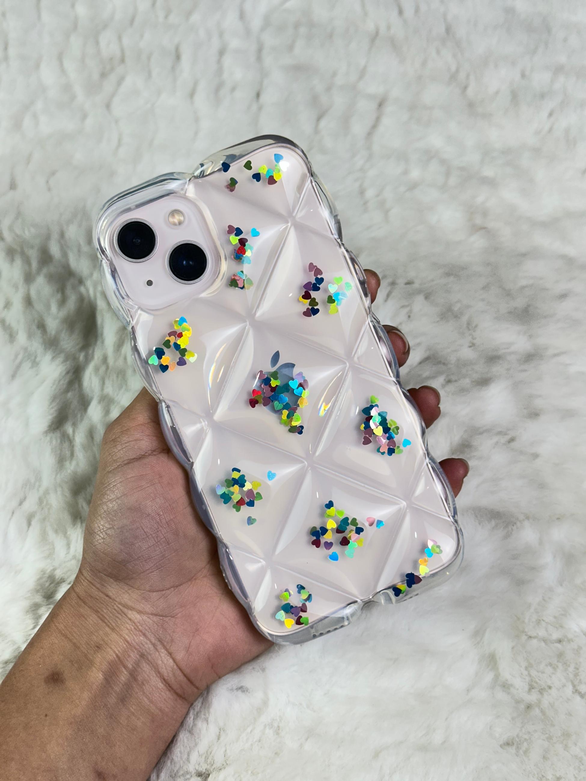 iPhone 13 Darbe Emici Özellikli Çiçekli Kalpli Figürlü Angel Kılıf