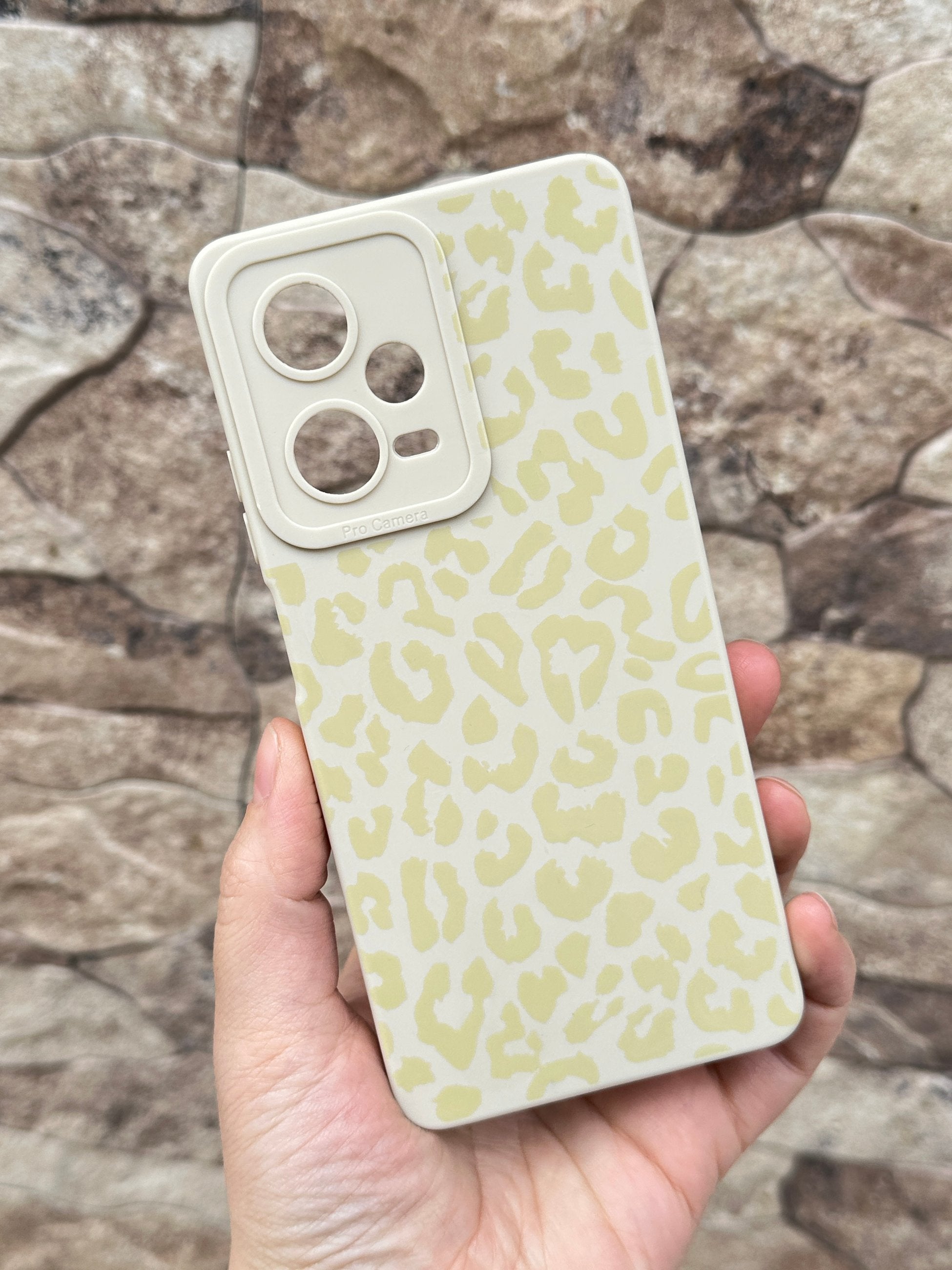 Redmi Note 12 Pro 5G Renkli Leopar Desenli İçi Kadife Lansman Leo Kılıf