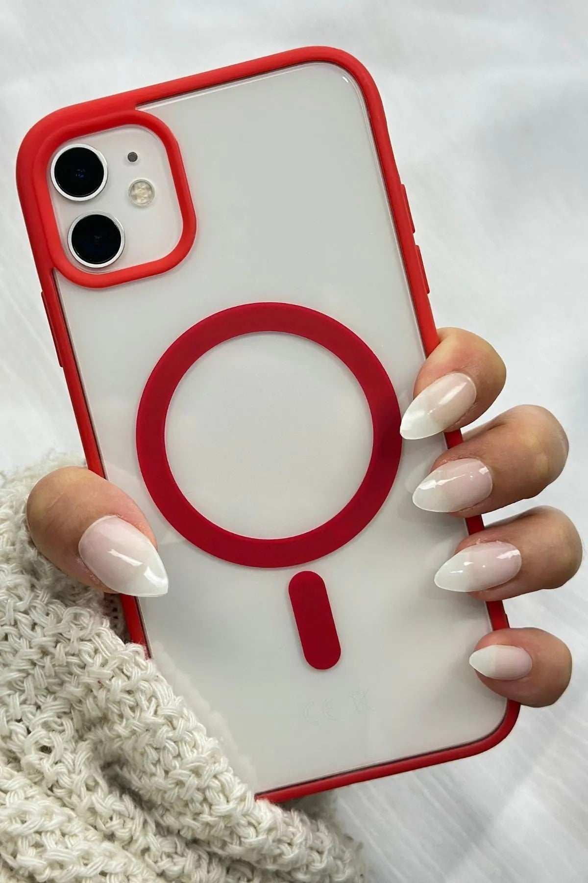 iPhone 11 Magsafe Kablosuz Şarj Özellikli Silikon Rema Kılıf