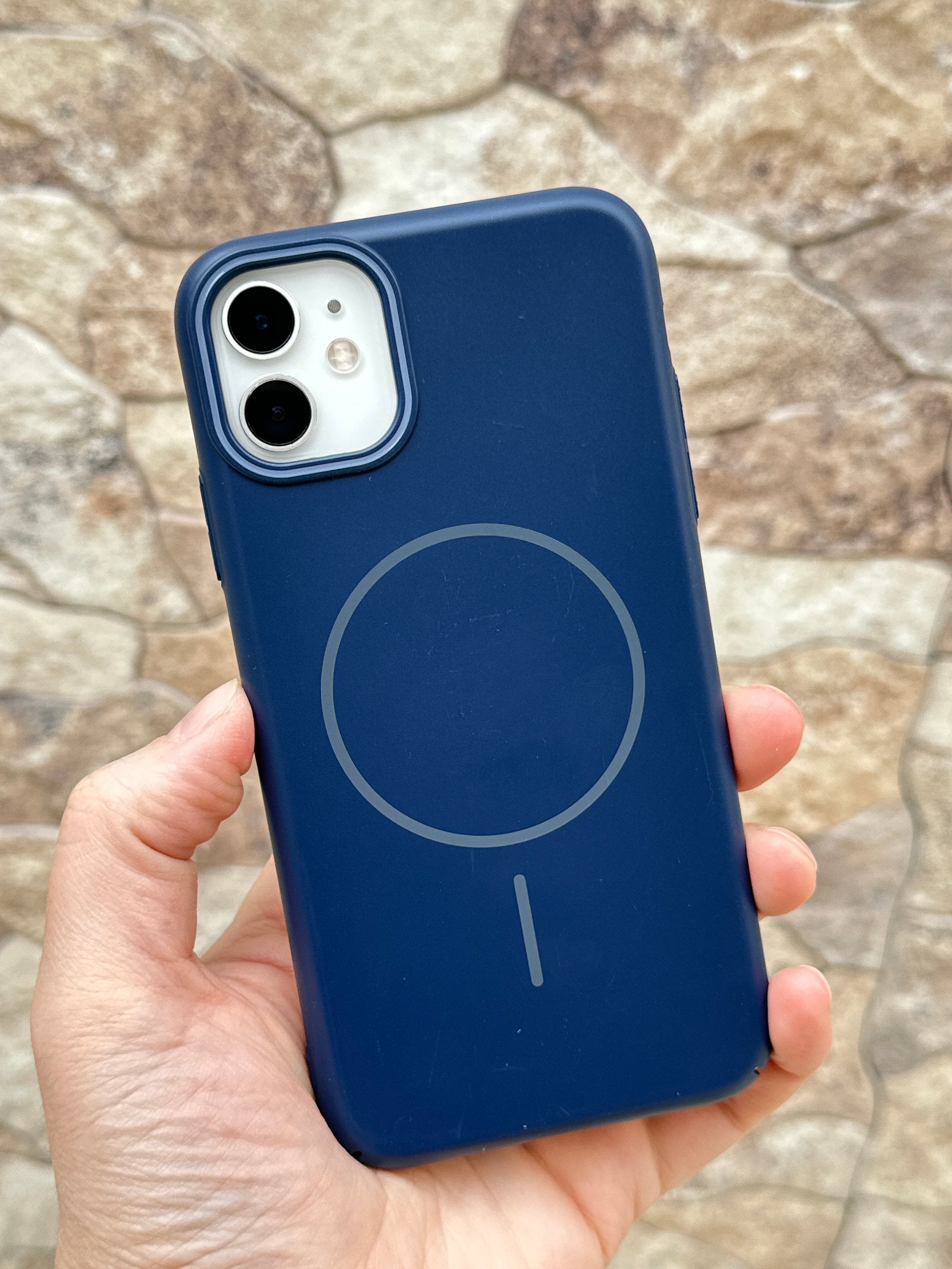 iPhone 11 Magsafe Özellikli Minimal Dizaynlı Kamera Çıkıntılı Ruzo Kılıf