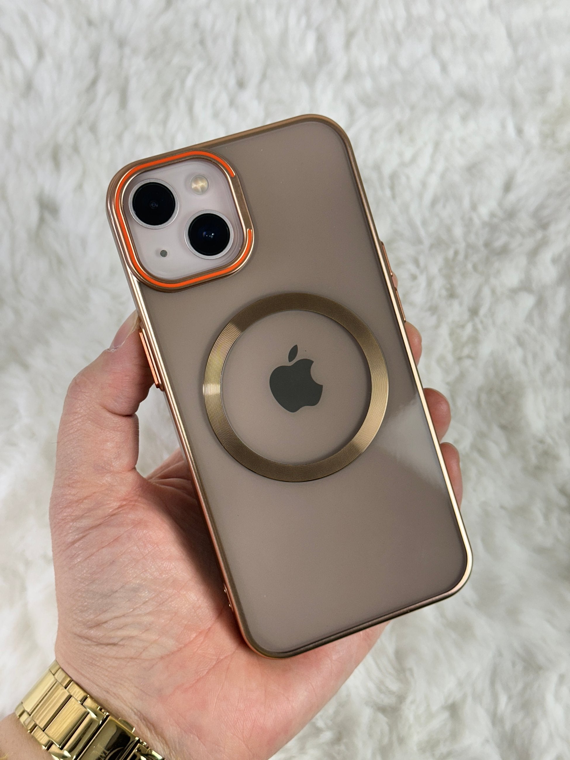 iPhone 13 MagSafe Özellikli Kamera Kısmı Stand Olabilen Kılıf ile Aynı Renk Kamera Lens Koruyuculu Magic Pro Kılıf