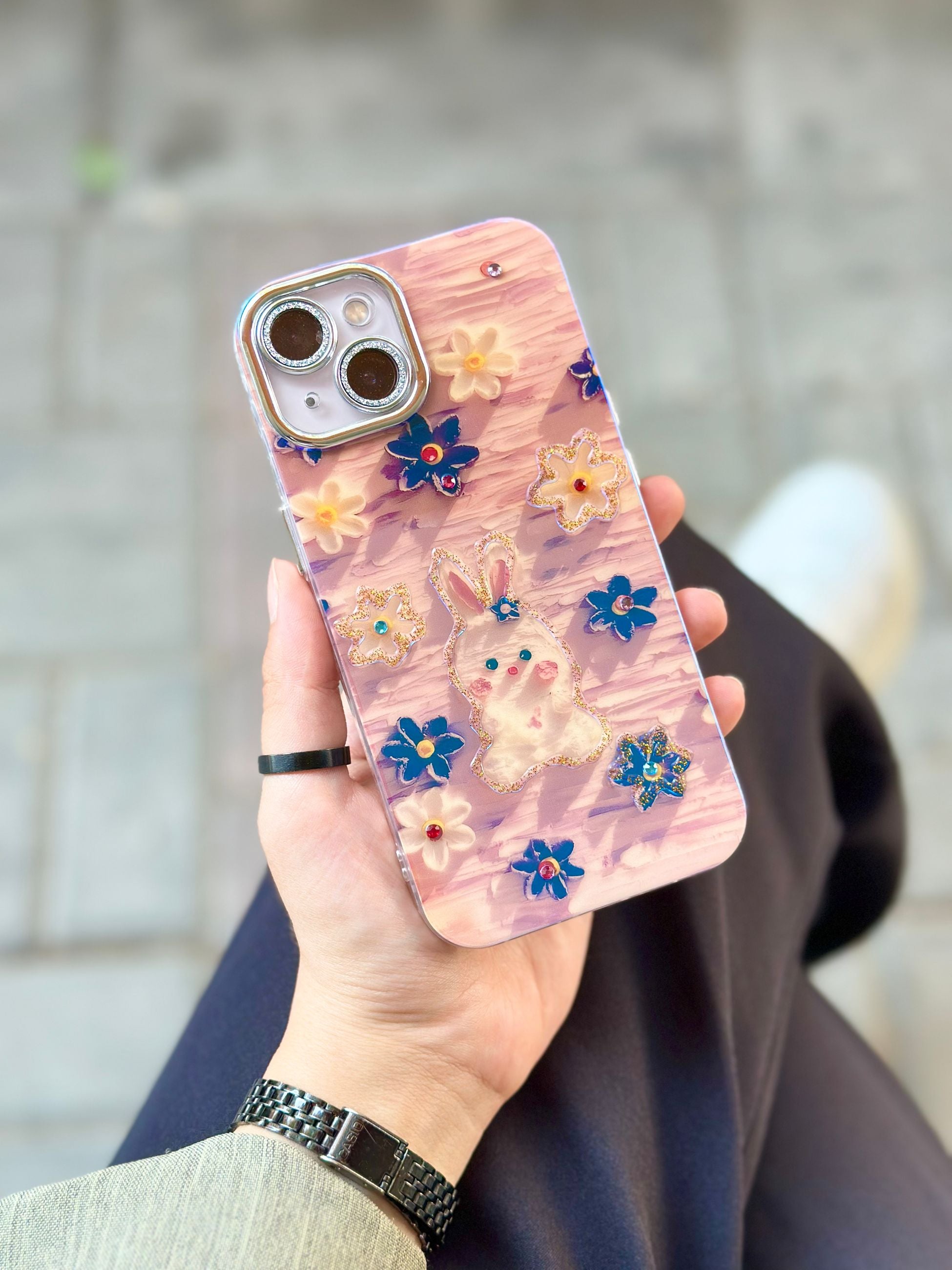 iPhone 15 Çiçek Desenli Lens Koruyuculu Paint Kılıfı