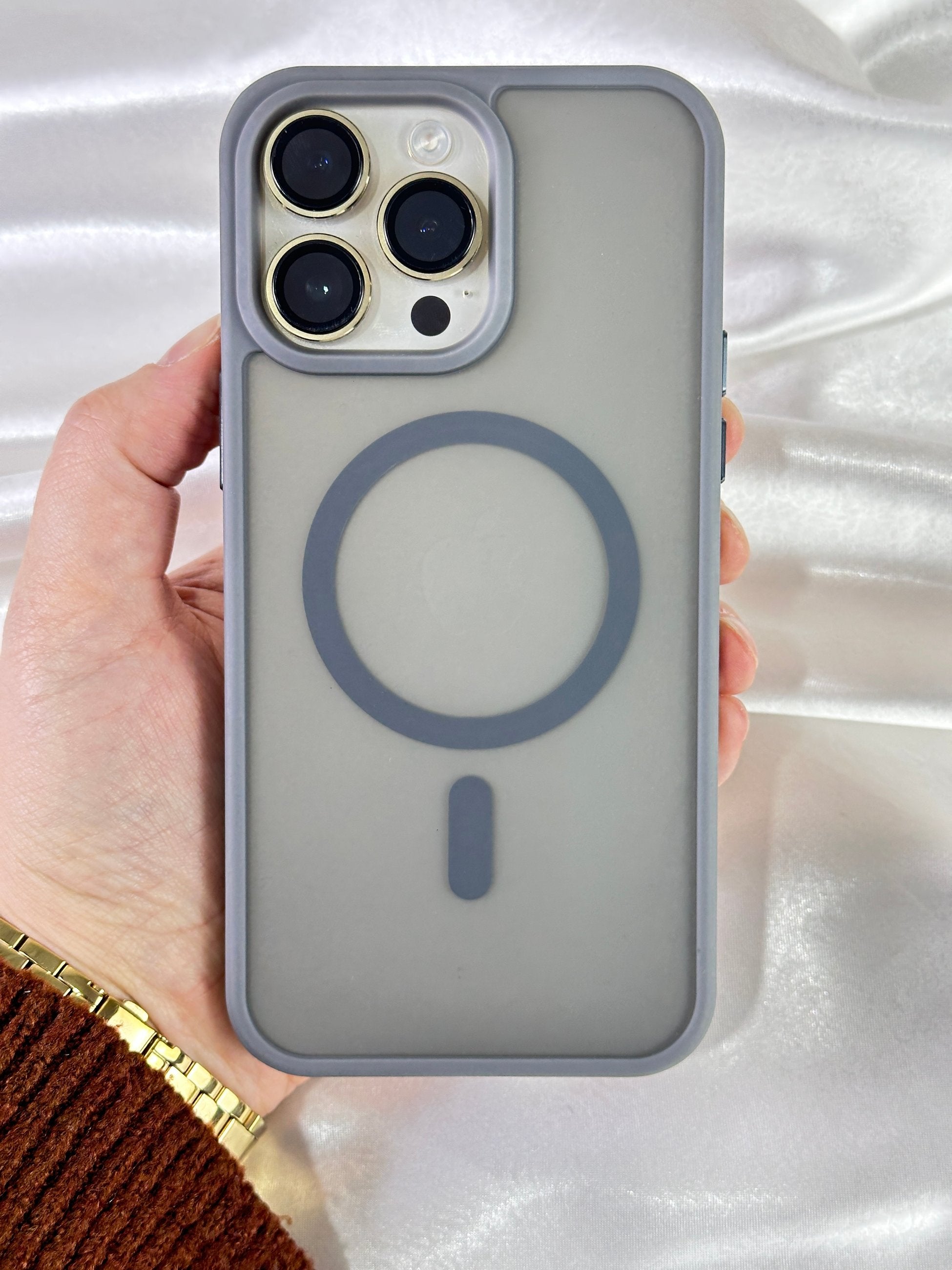 iPhone 15 Pro Max Magsafe Uyumlu Mat Kamera Korumalı Renkli Vio Kılıf