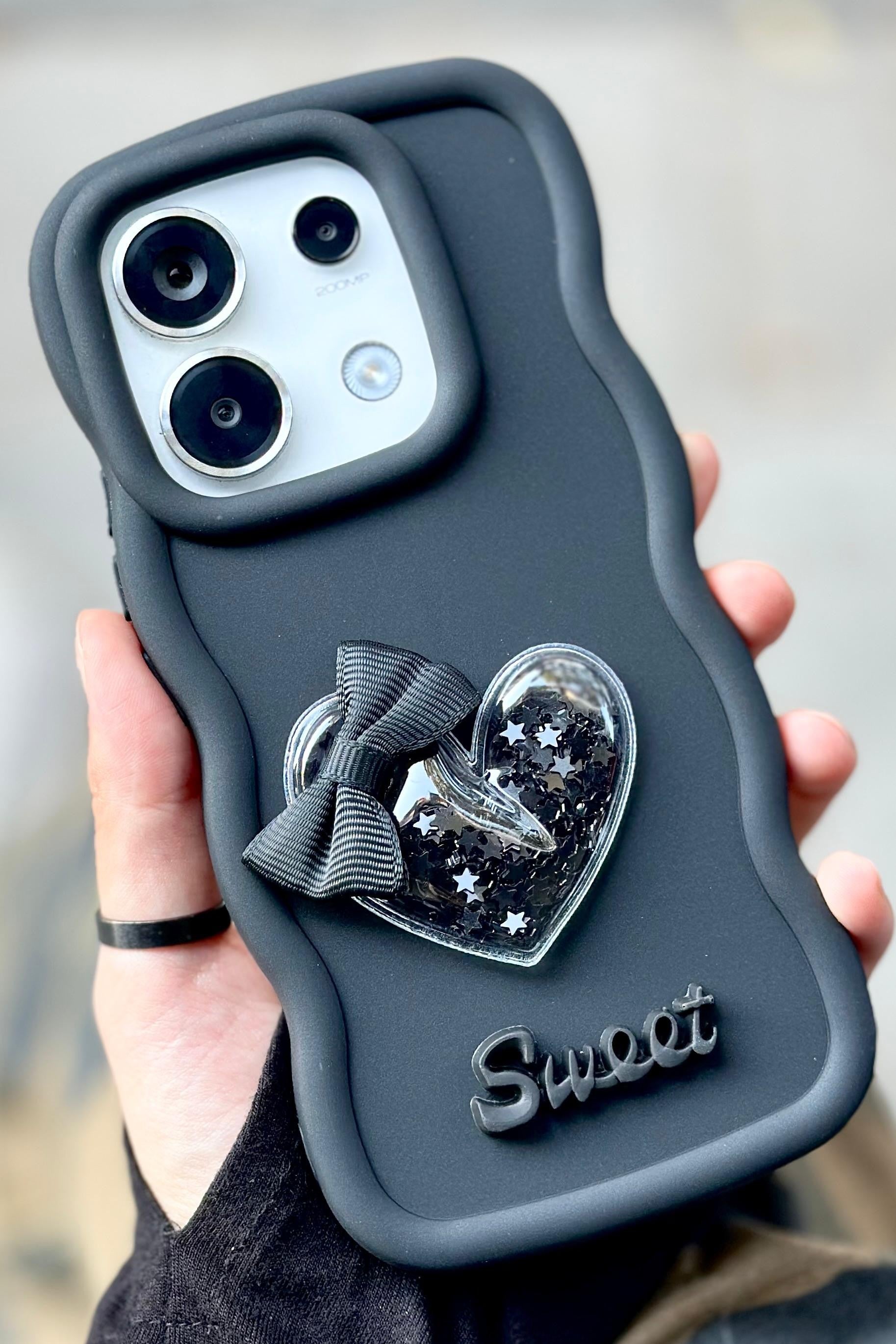 Redmi Note 13 Pro 4G Uyumlu Renkli Kalp Kurdele Detaylı Simli Dalgalı Sweety Kılıf