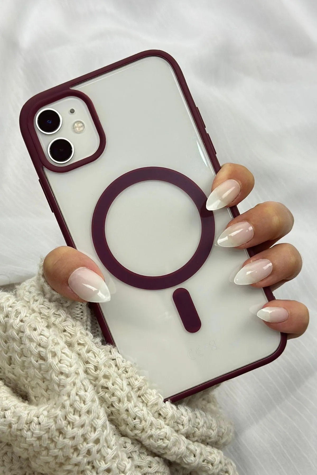 iPhone 11 Magsafe Kablosuz Şarj Özellikli Silikon Rema Kılıf