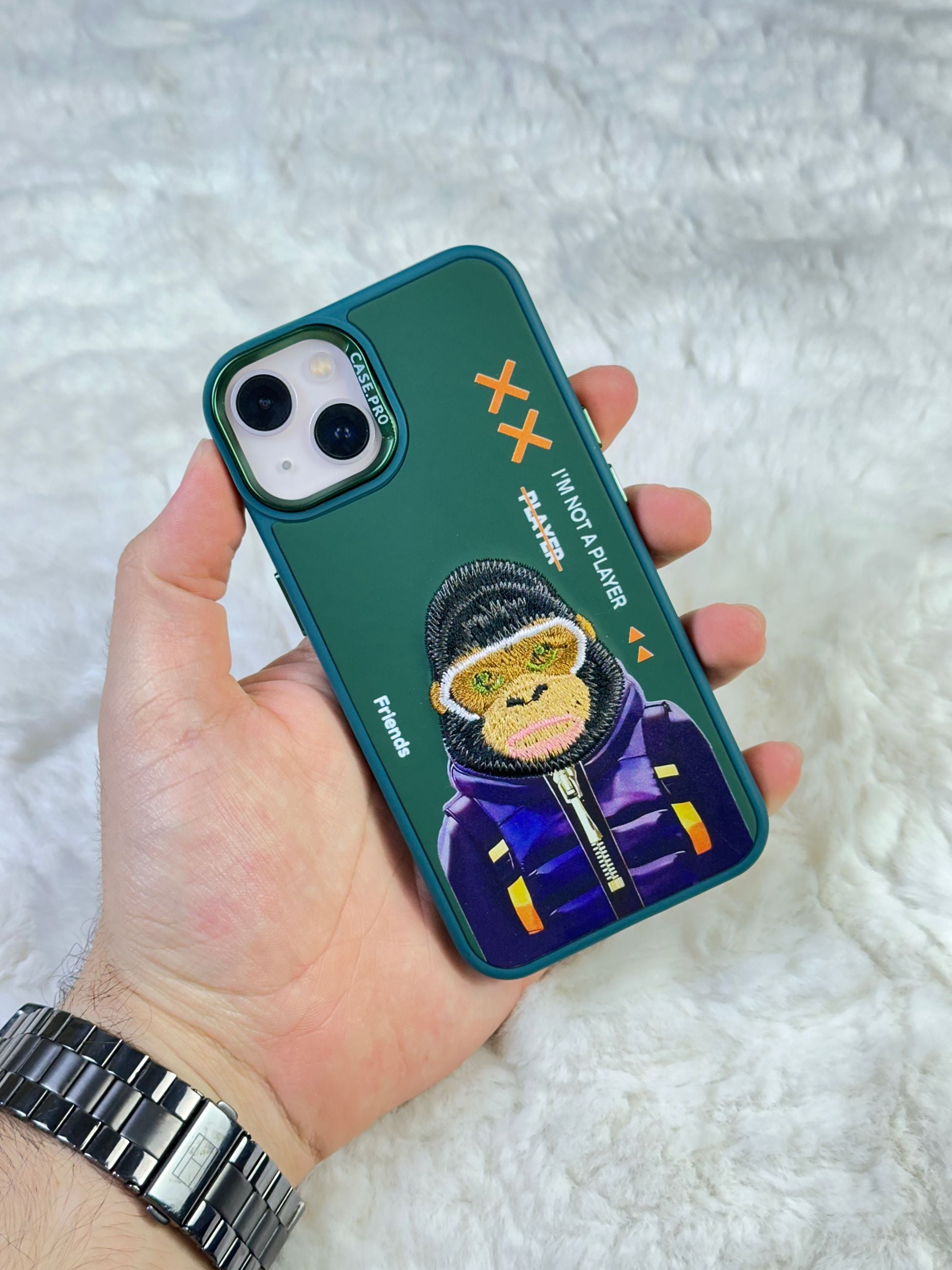 iPhone 13 Sert Kapaklı Tatlı Karakterli Dikişli Safari Kılıf