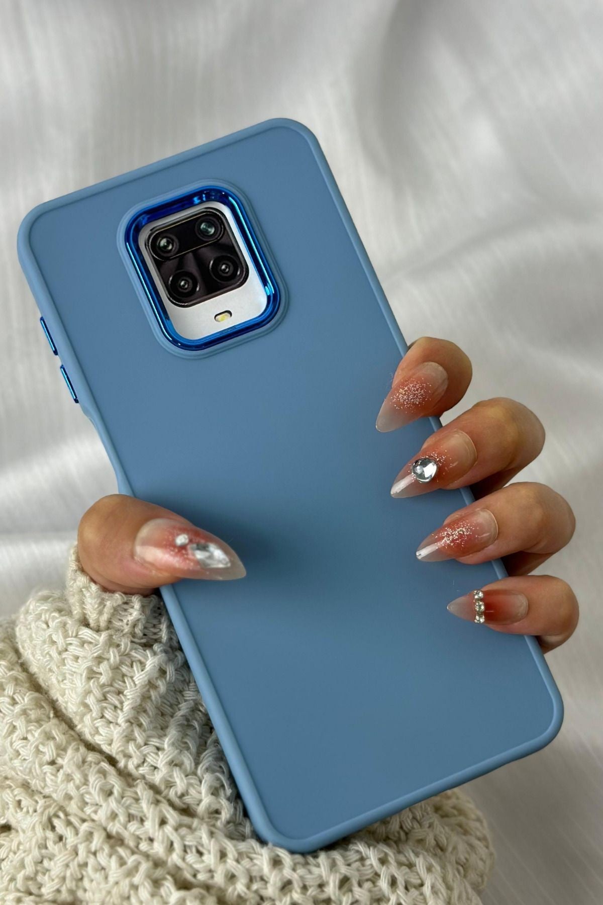 Redmi Note 9 Pro Ve Redmi Note 9s Uyumlu Parlak Metal Detaylı Kolay Basmalı Lansman Silikon Ruby