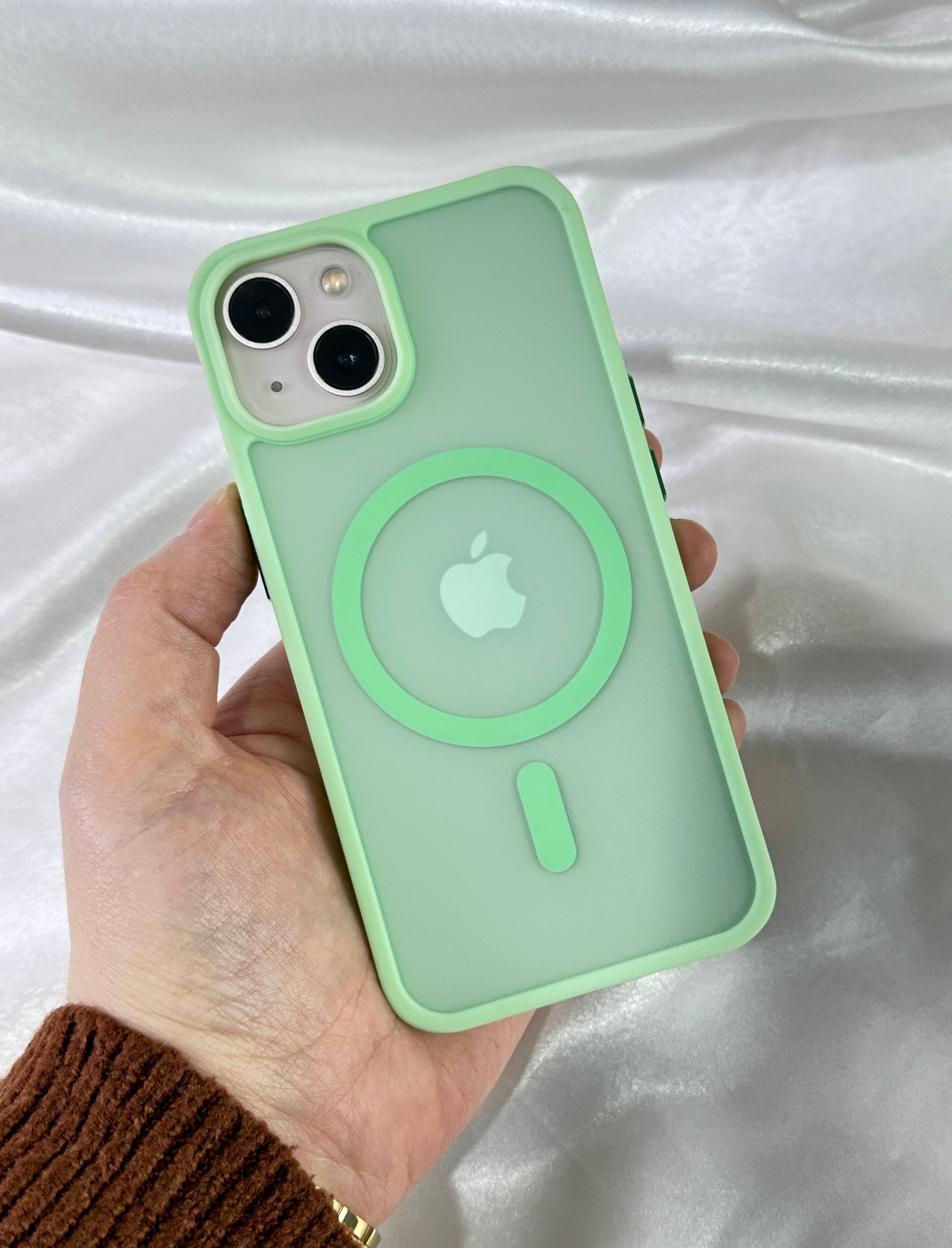 iPhone 13/14 Uyumlu Magsafe Özellikli Mat Kamera Korumalı Renkli Vio Kılıf