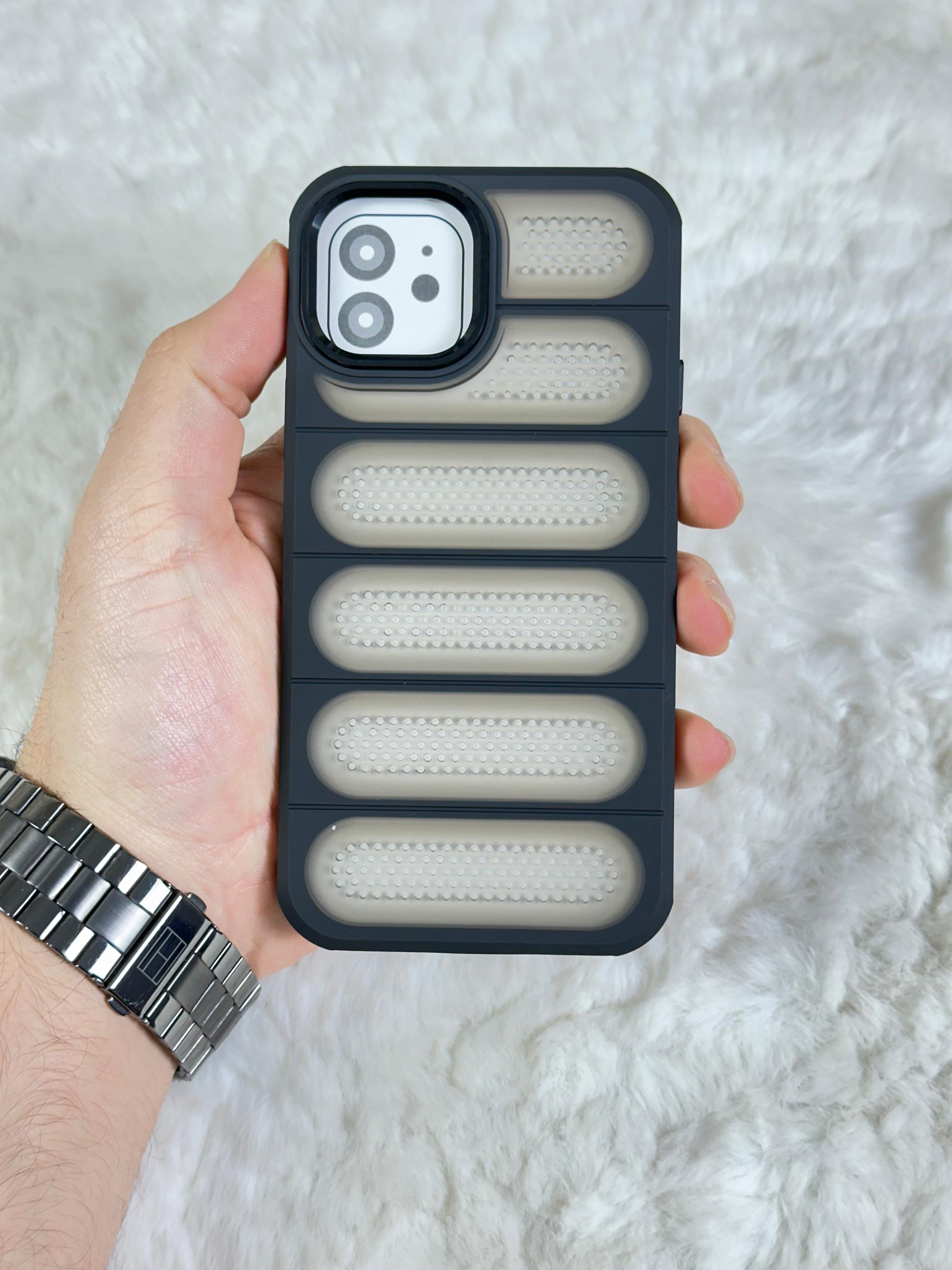 iPhone 12 Pars Kılıf