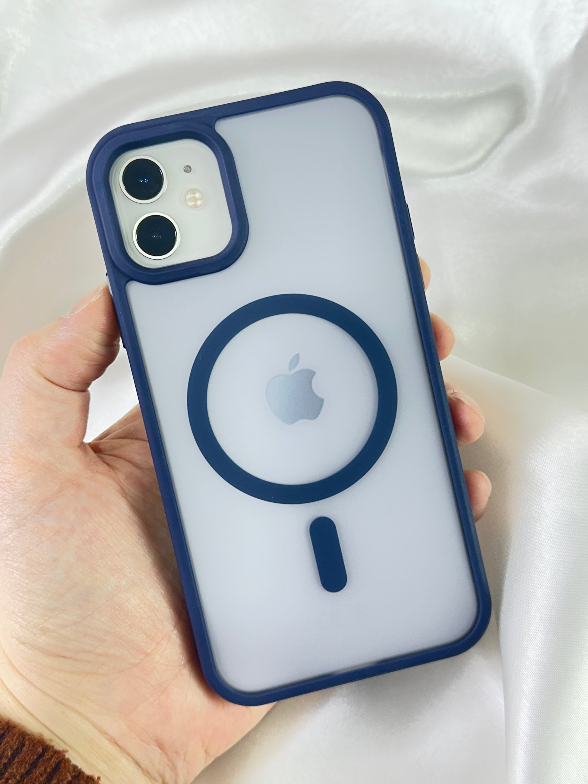 iPhone 11 Magsafe Uyumlu Mat Kamera Korumalı Renkli Vio Kılıf