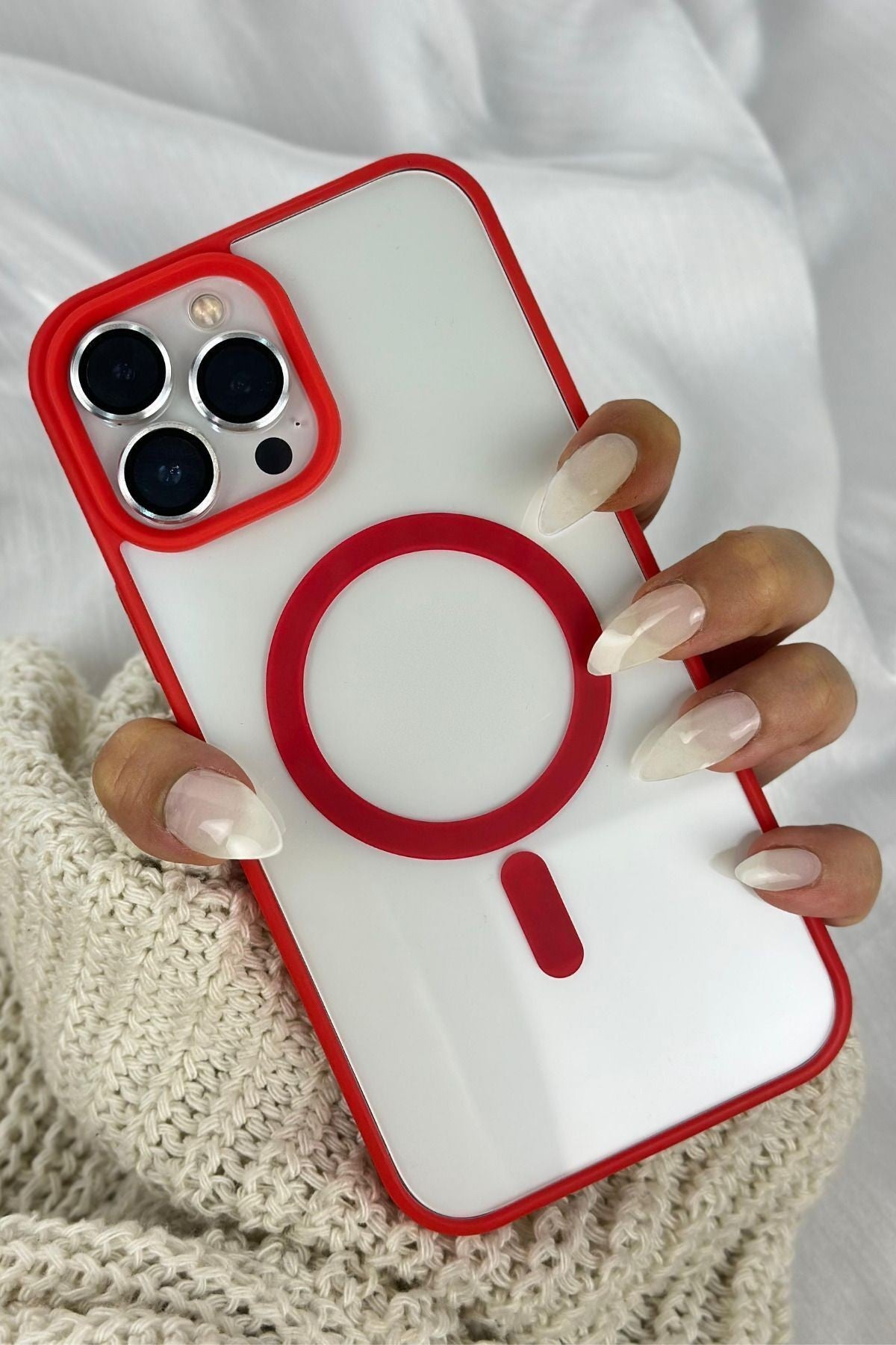 iPhone 12 Pro Max Magsafe Kablosuz Şarj Özellikli Silikon Rema Kılıf