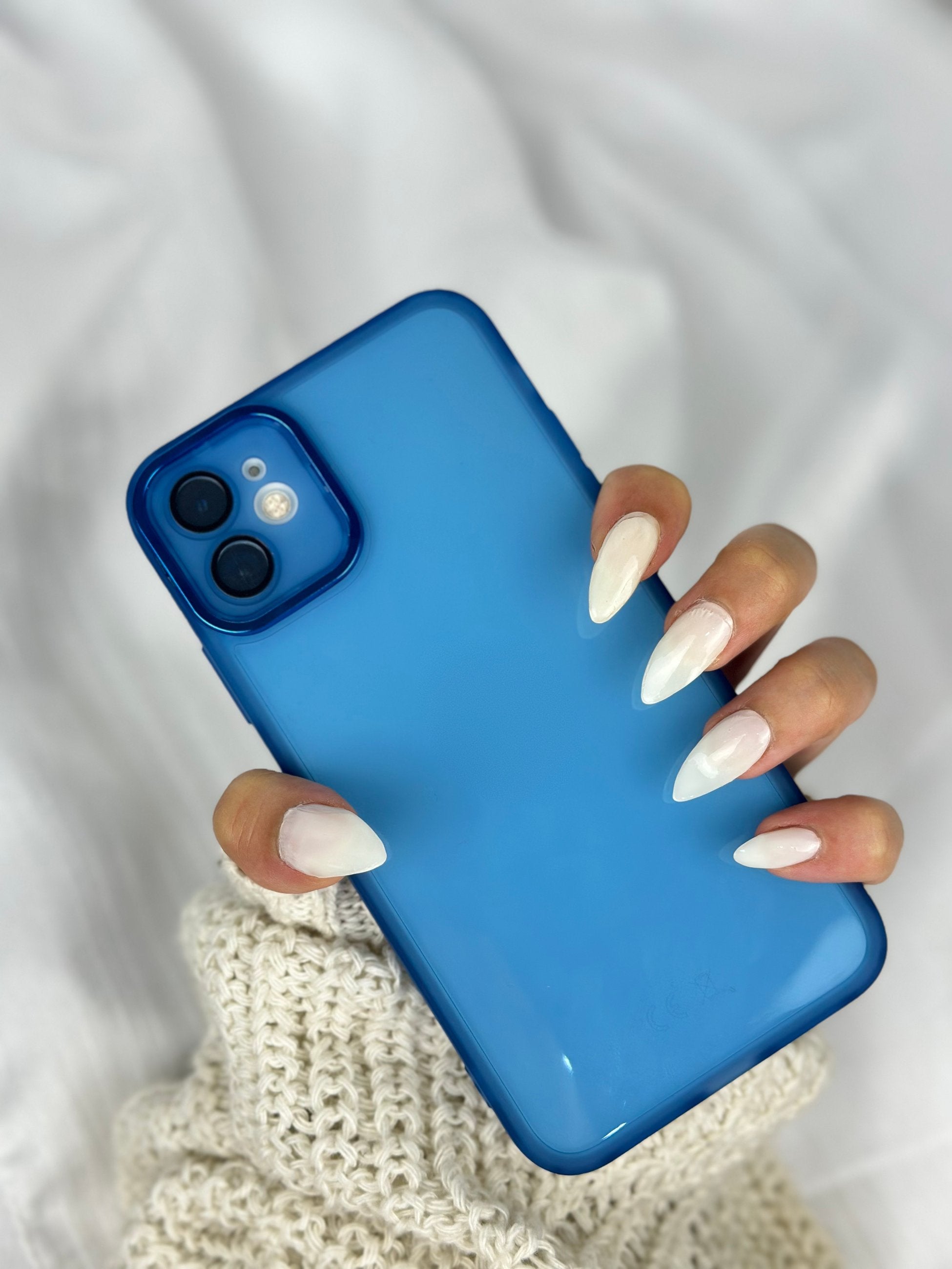 iPhone 12 Kamera Korumalı Transparan Berry Kılıf