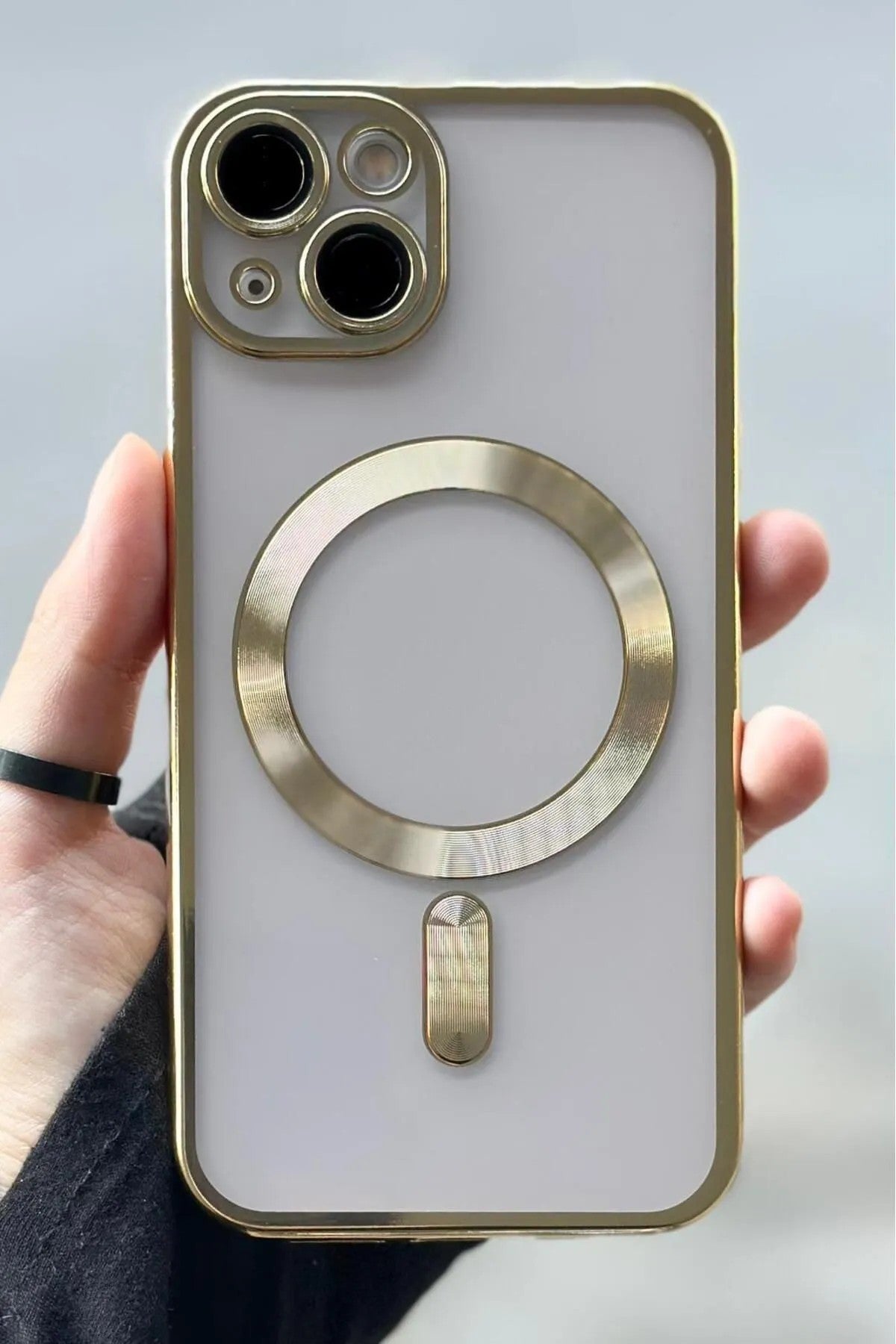 iPhone 14 Kamera Korumalı Sararmaz Silikon Parlak Magsafe Destekli Modern Cetro Kılıf