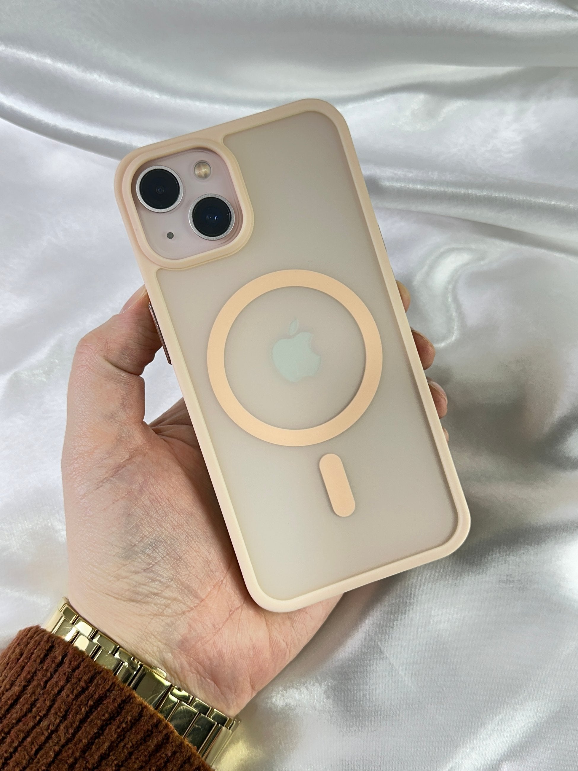 iPhone 14 Plus / 15 Plus Magsafe Uyumlu Mat Kamera Korumalı Renkli Vio Kılıf