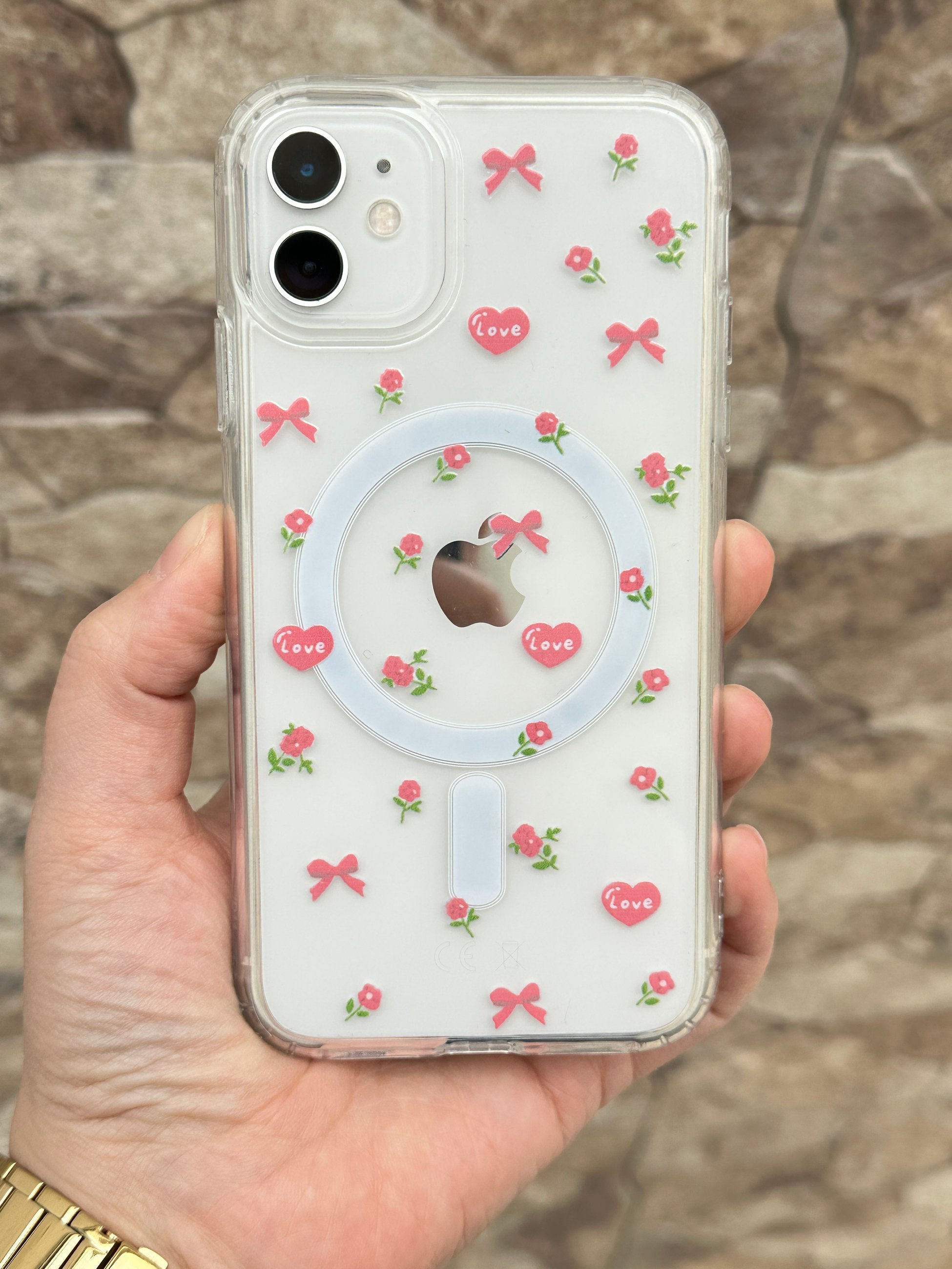 Şeffaf Çiçek Kalp Desenli Magsafe Wireless Kablosuz Şarj Destekli Flower Magsafe Kılıf