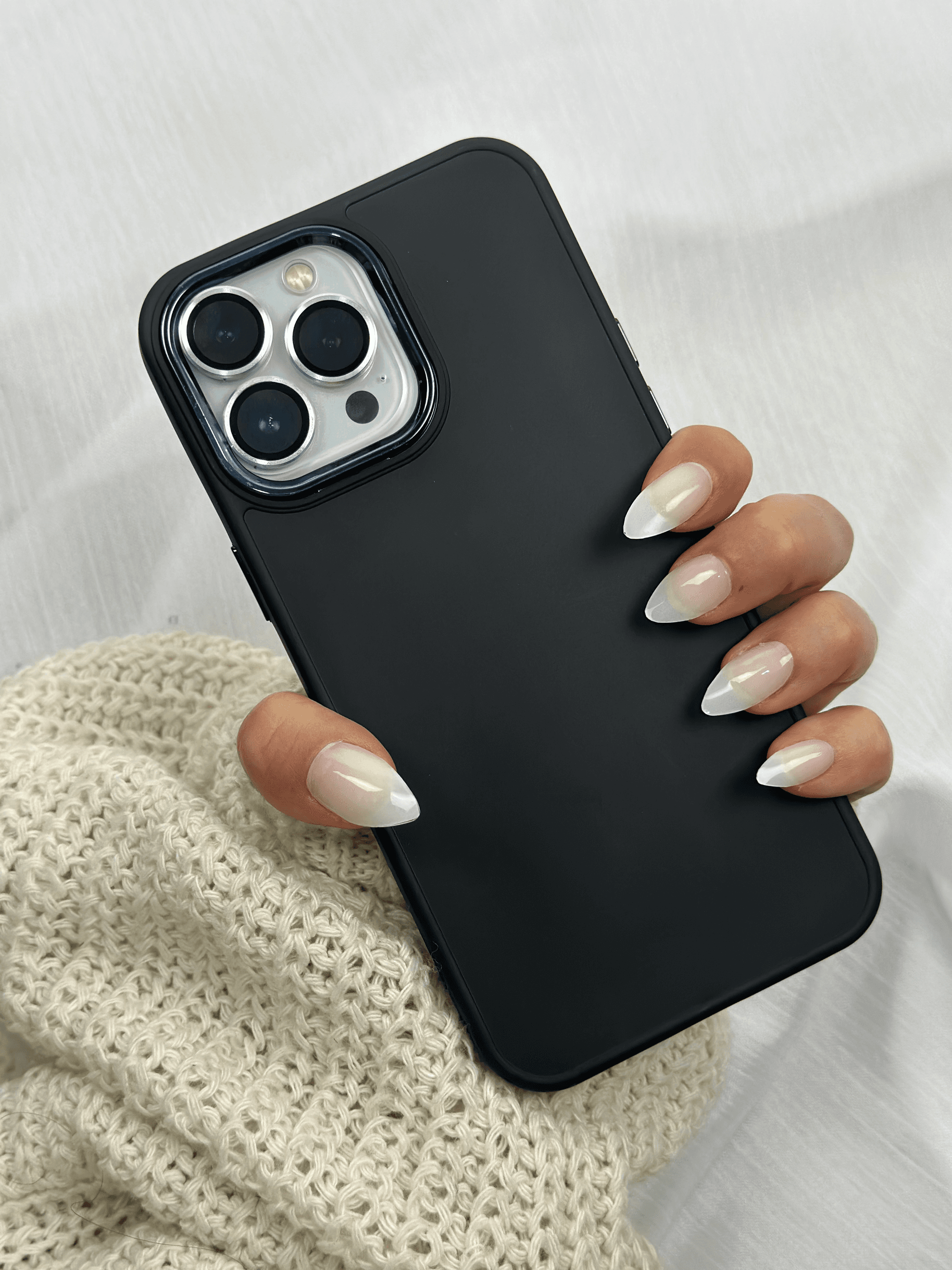 iPhone 14 Pro Kılıf Içi Kadife Parlak Detaylı Pastel Silikon Ruby Kılıf