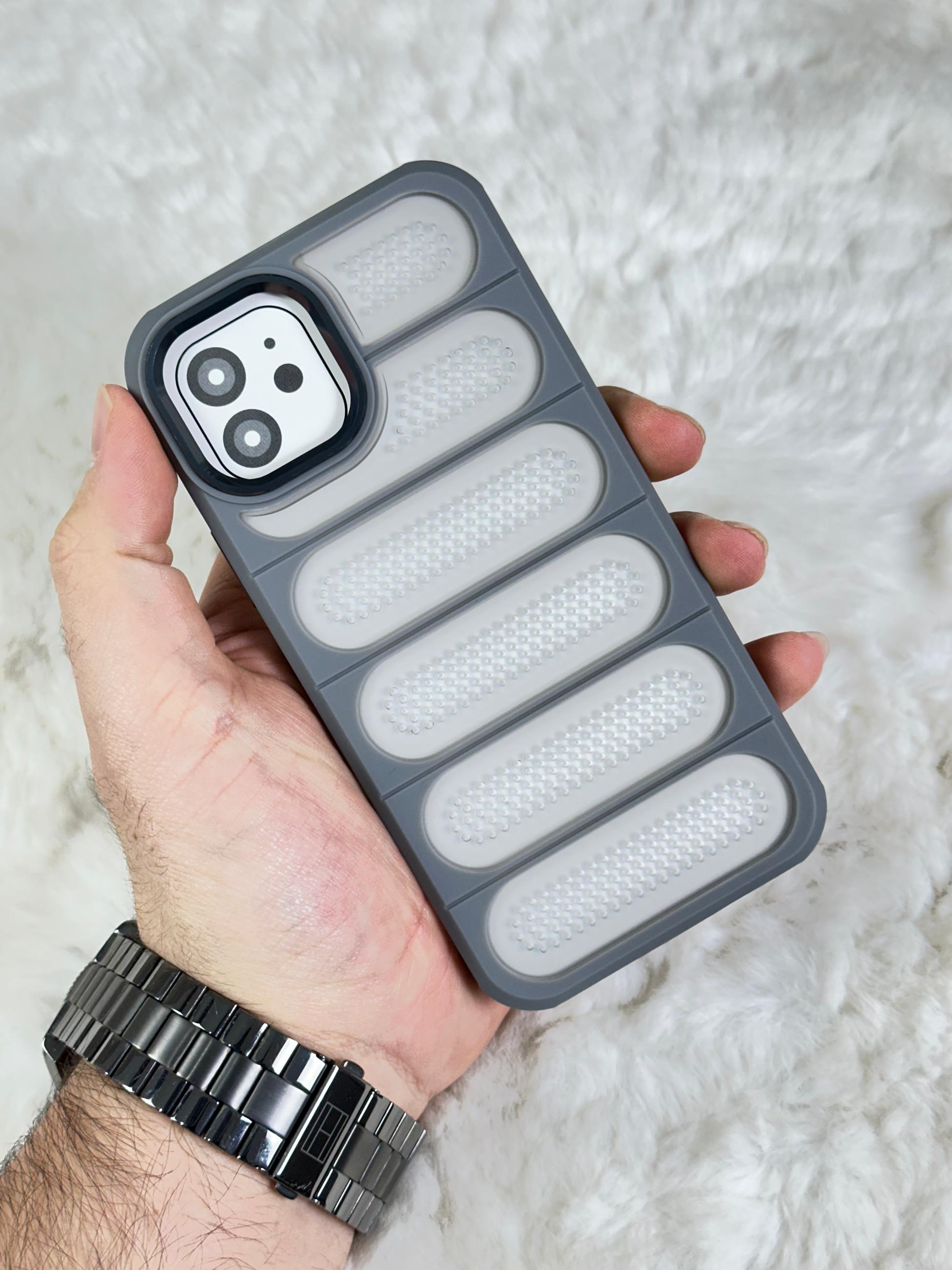 iPhone 12 Pars Kılıf