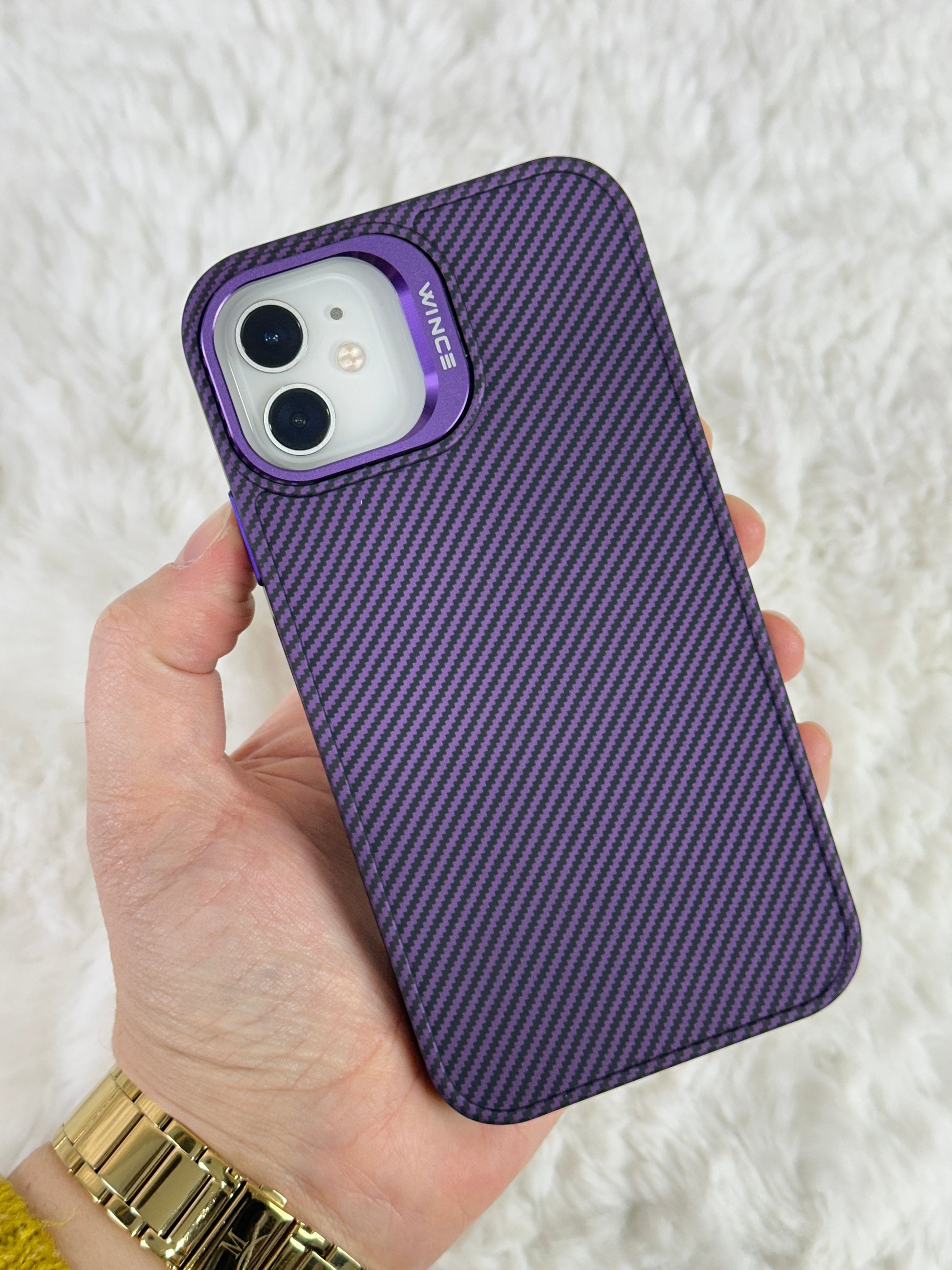 iPhone 11 Karbon Kamera Kısmı Stand Olabilen Kılıf ile Aynı Renkte Lens Koruyuculu Mag Karbon Kılıf