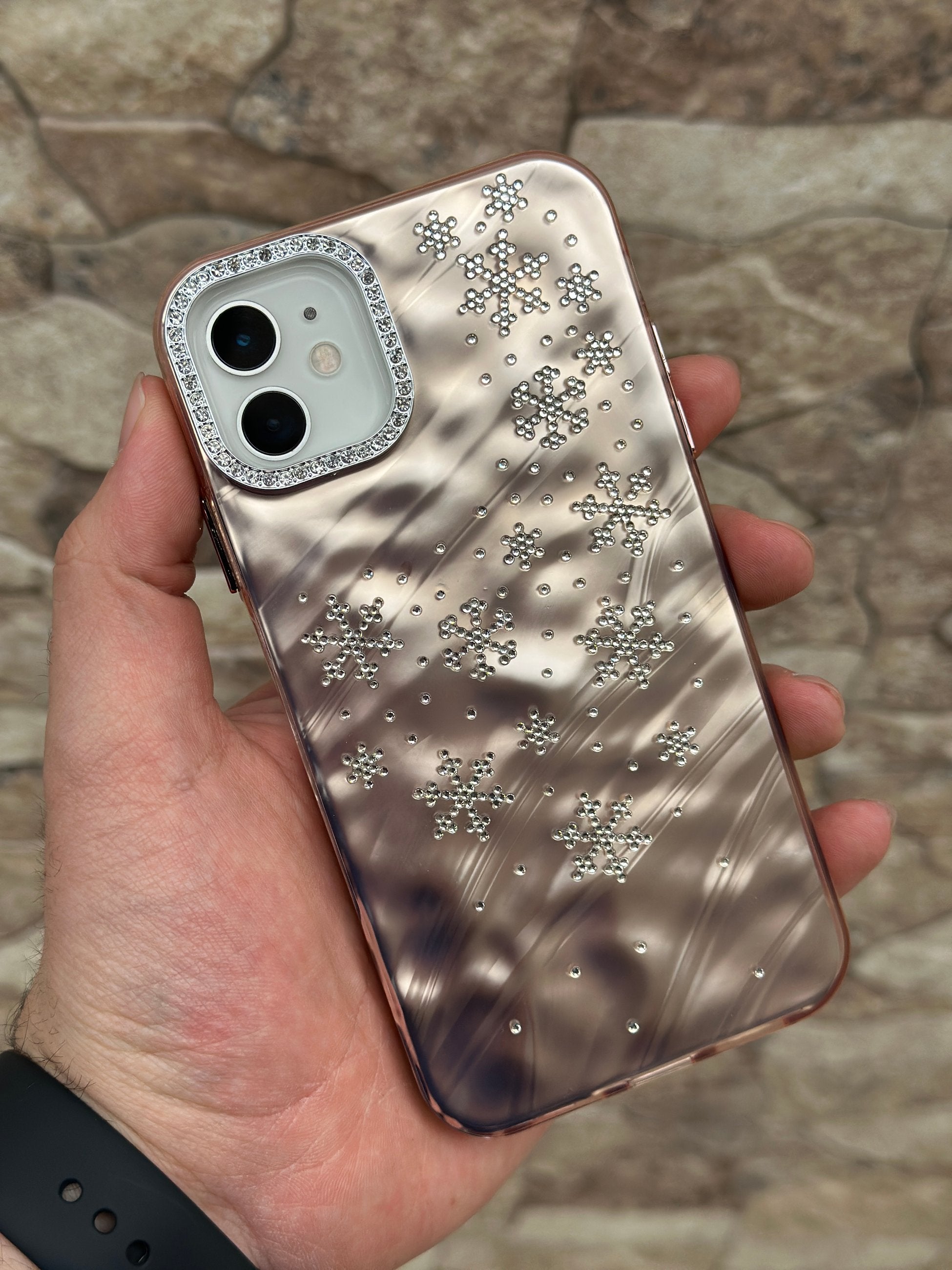 iPhone 11 Kar Tanesi Boncuklu Parlak Hologramlı Glare Kılıf