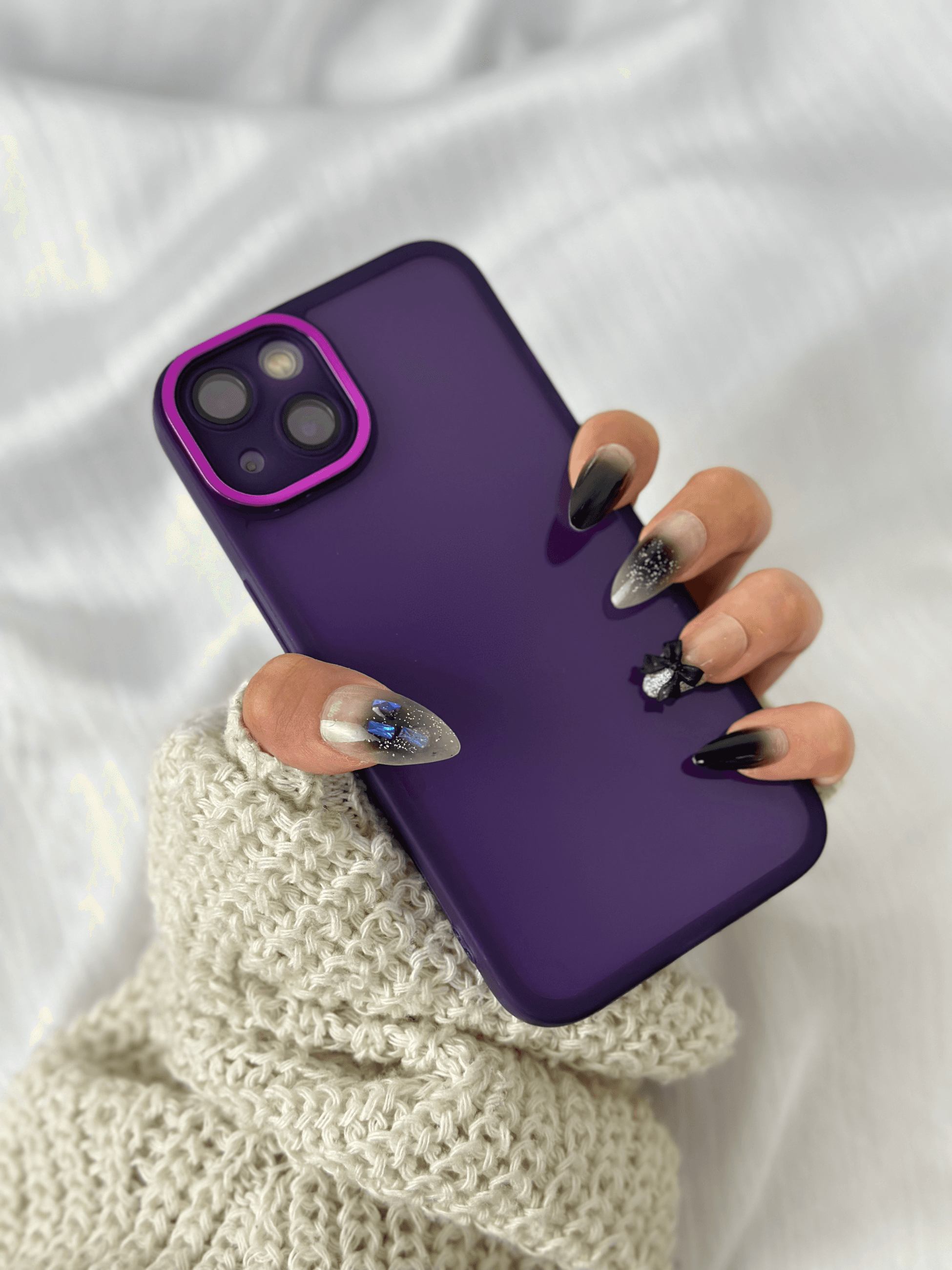 iPhone 14 Kamera Korumalı Transparan Berry Kılıf