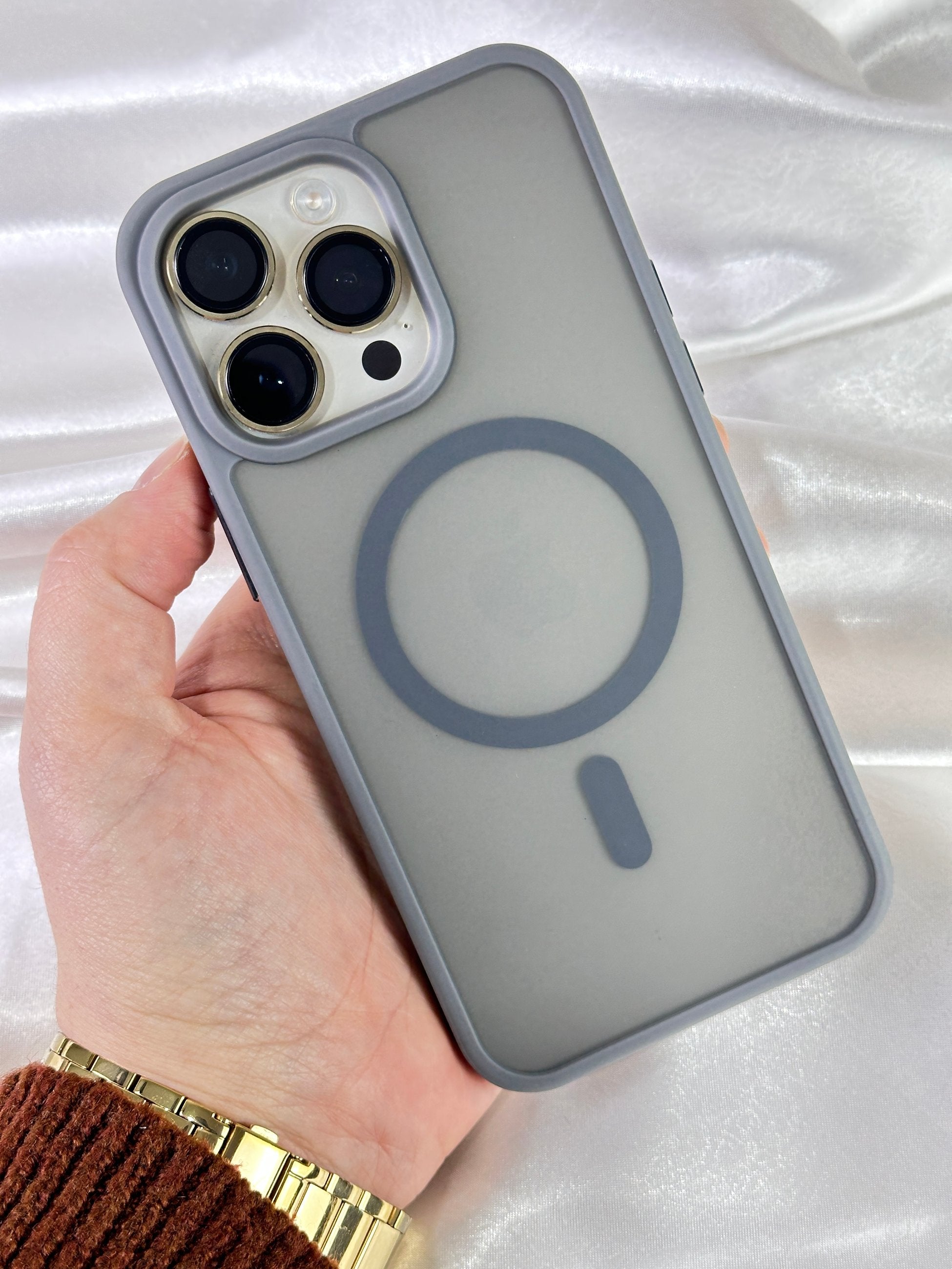 iPhone 15 Pro Max Magsafe Uyumlu Mat Kamera Korumalı Renkli Vio Kılıf