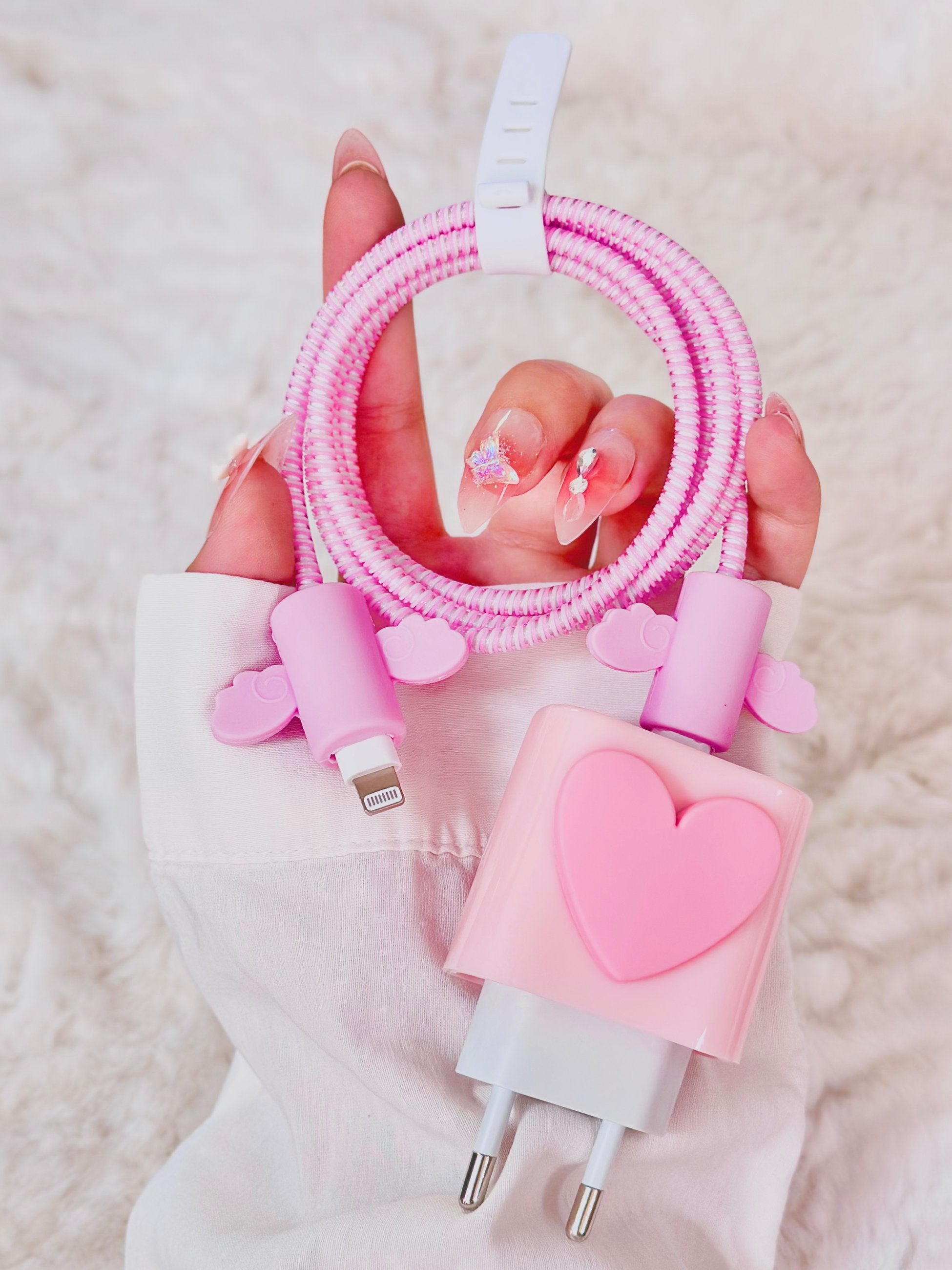 iPhone 18W/20W Uyumlu Şarj Kılıfı Pembe Kalp