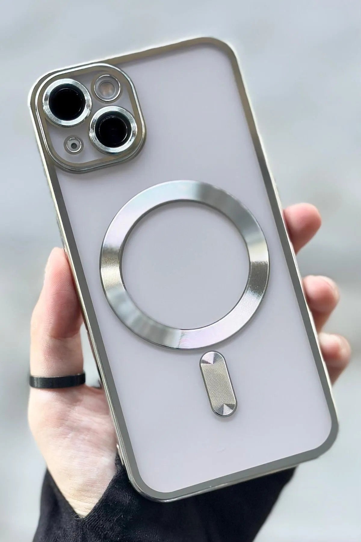 iPhone 14 Kamera Korumalı Sararmaz Silikon Parlak Magsafe Destekli Modern Cetro Kılıf