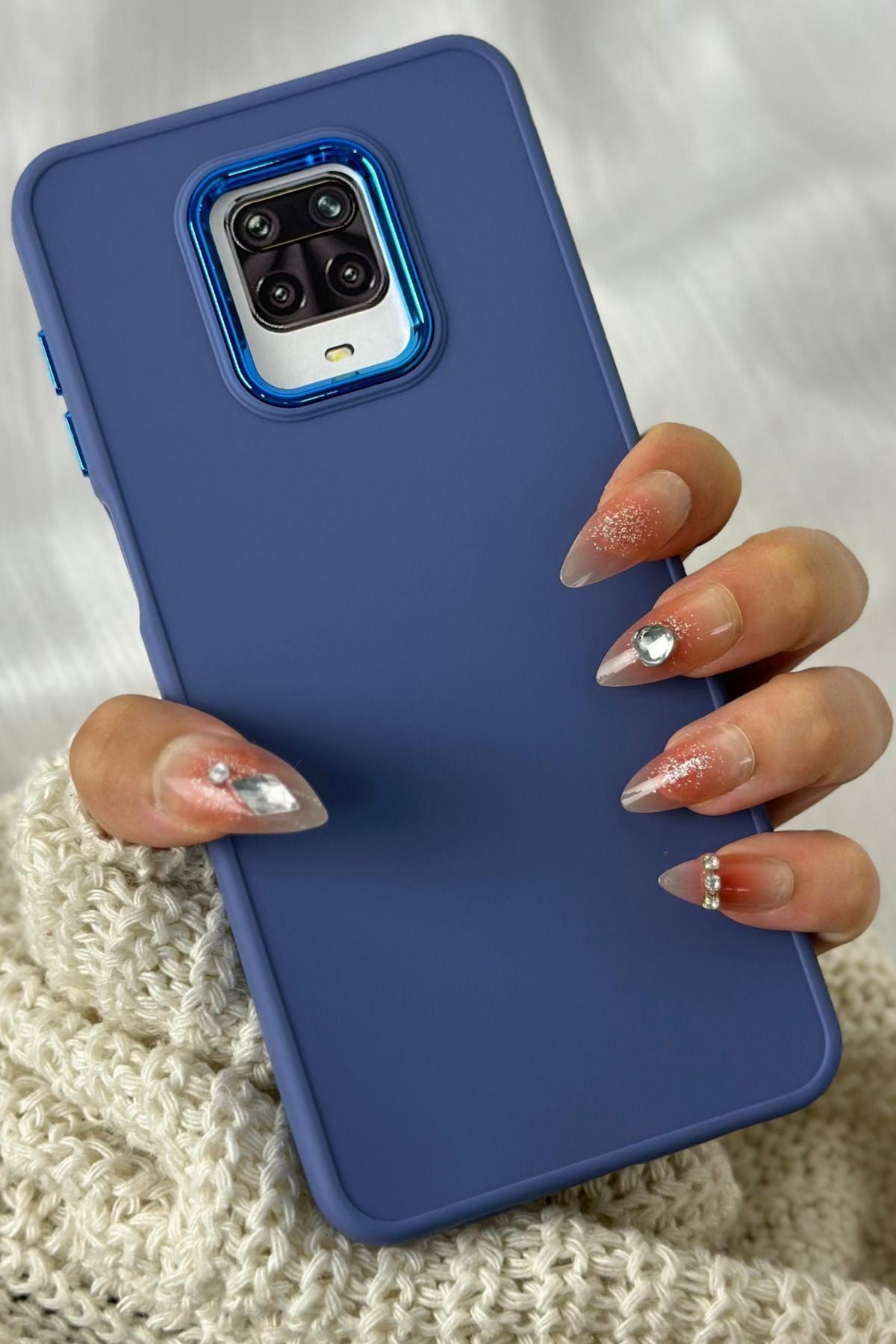 Redmi Note 9 Pro Ve Redmi Note 9s Uyumlu Parlak Metal Detaylı Kolay Basmalı Lansman Silikon Ruby