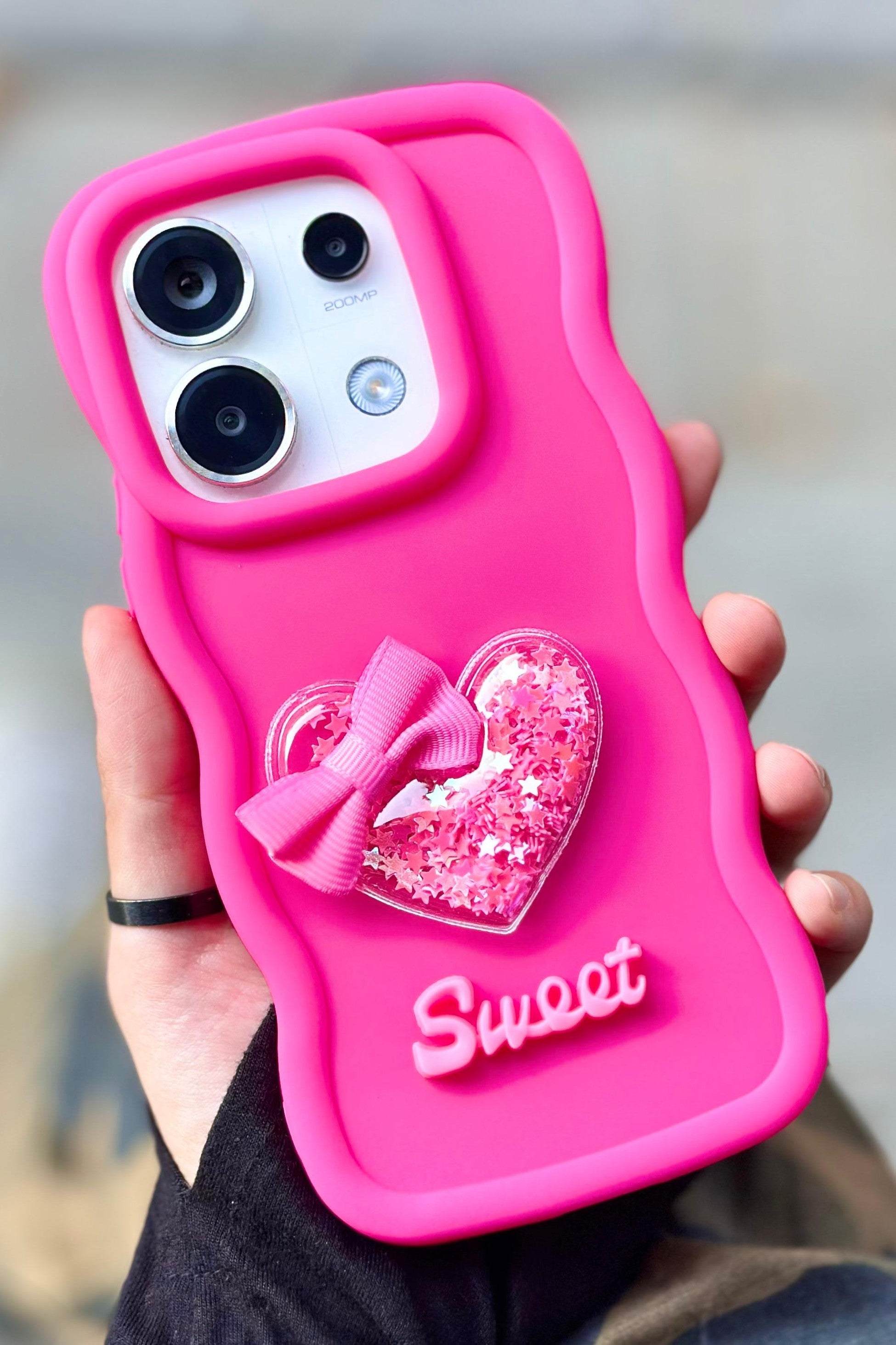 Redmi Note 13 Pro 4G Uyumlu Renkli Kalp Kurdele Detaylı Simli Dalgalı Sweety Kılıf