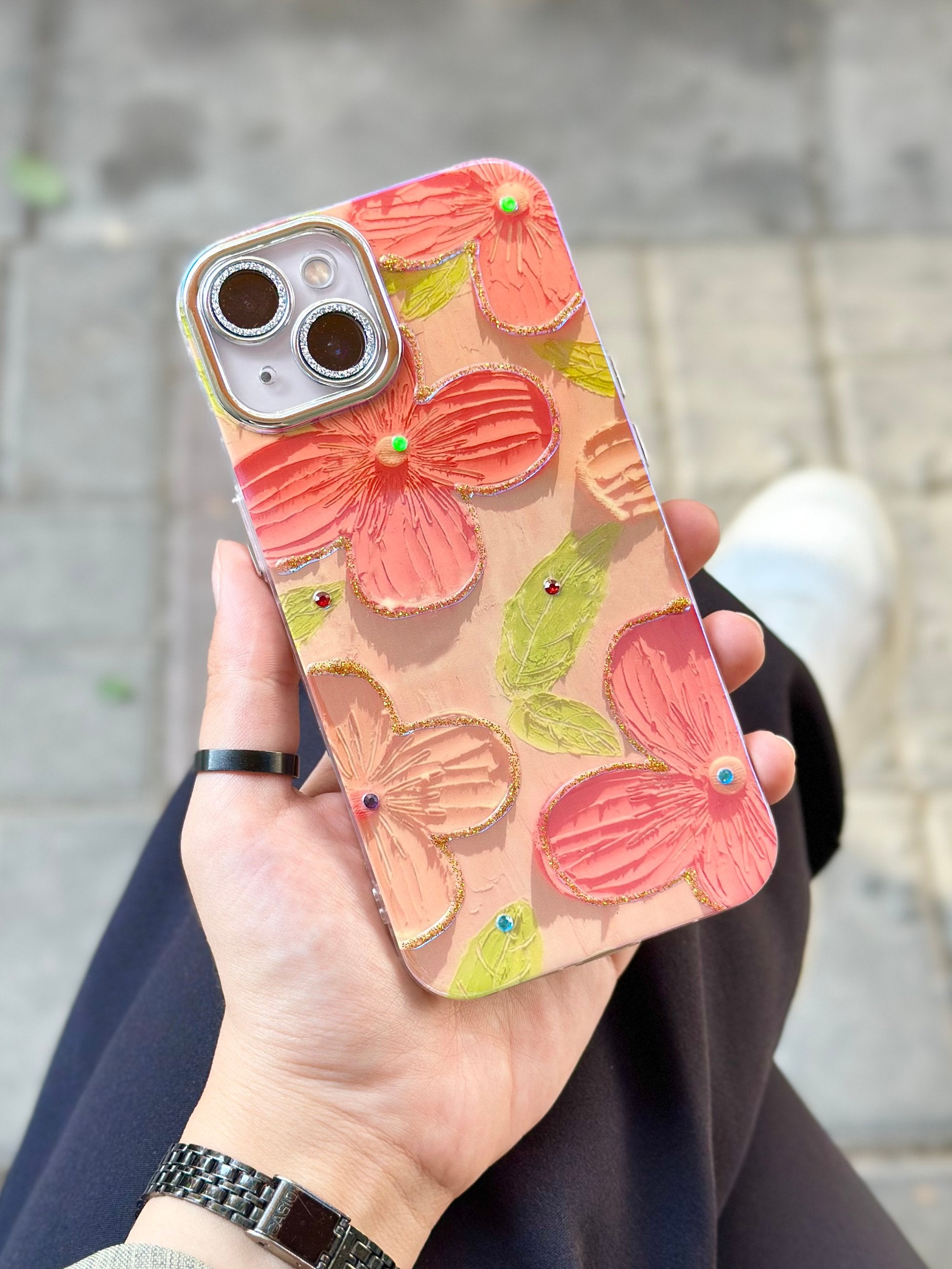 iPhone 13 Çiçek Desenli Lens Koruyuculu Paint Kılıfı