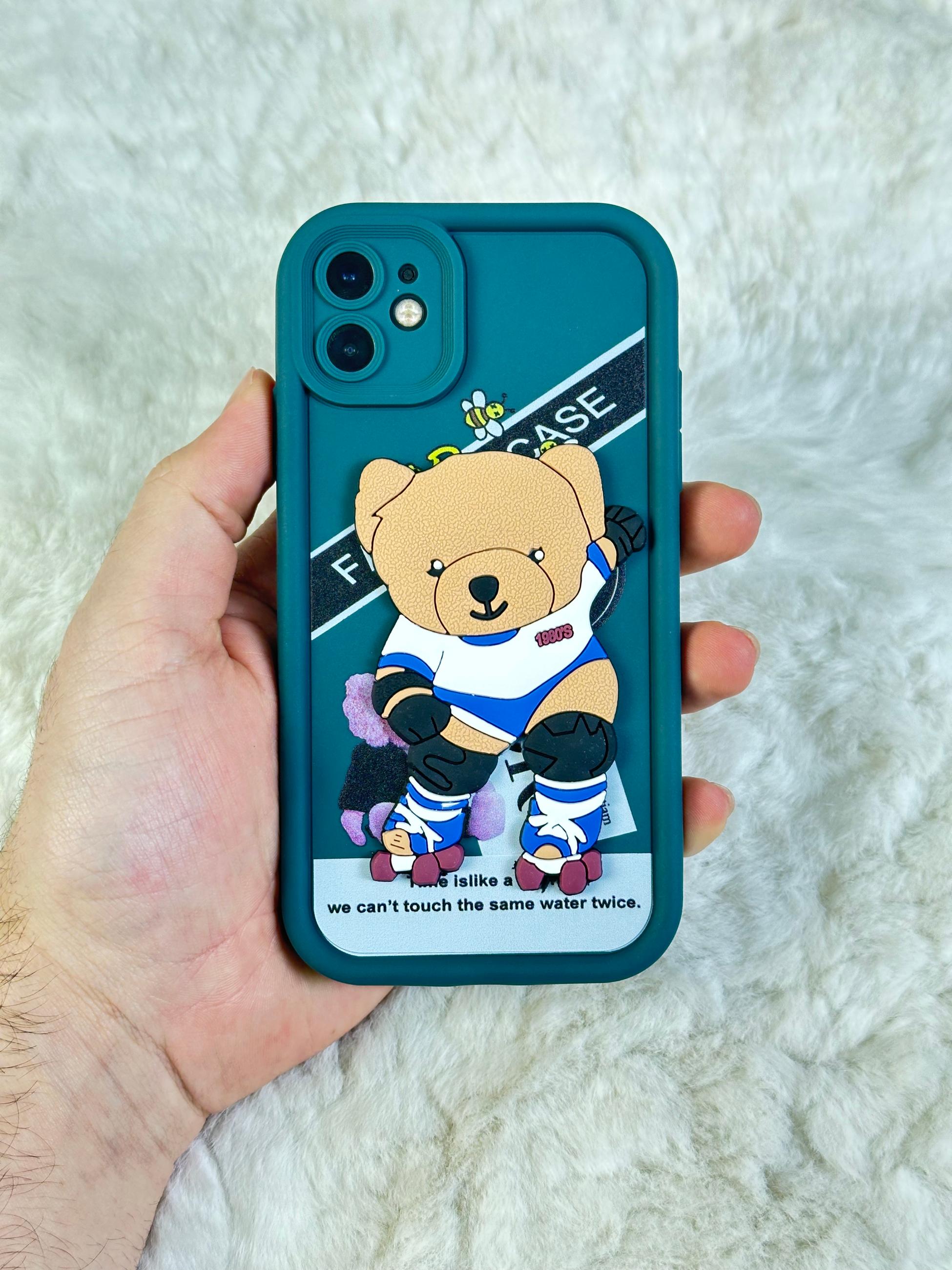 iPhone 11 Sert Silikonlu Lansman Ayıcıklı kılıf