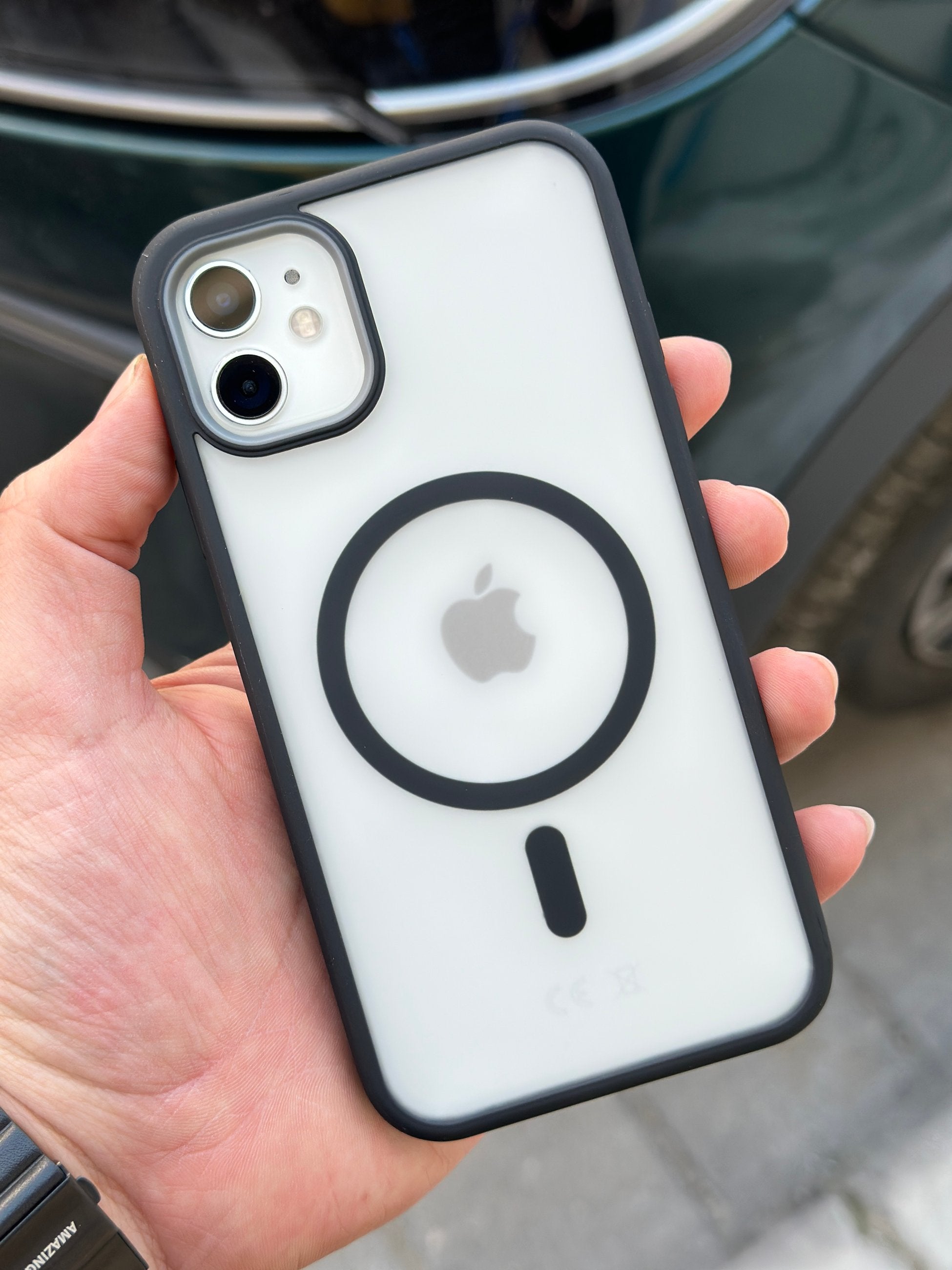 iPhone 12 Magsafe Özellikli Arkası Mat Yanları Renkli Yumuşak Silikon Aura Kılıf