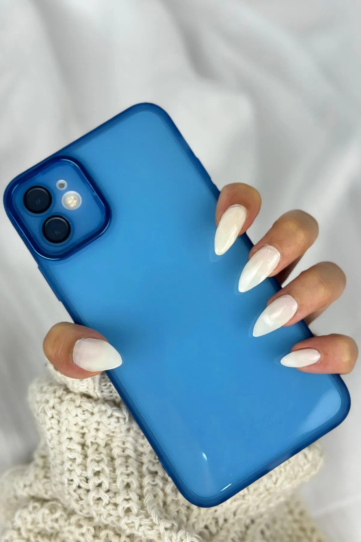 iPhone 11 Kamera Korumalı Transparan Berry Kılıf