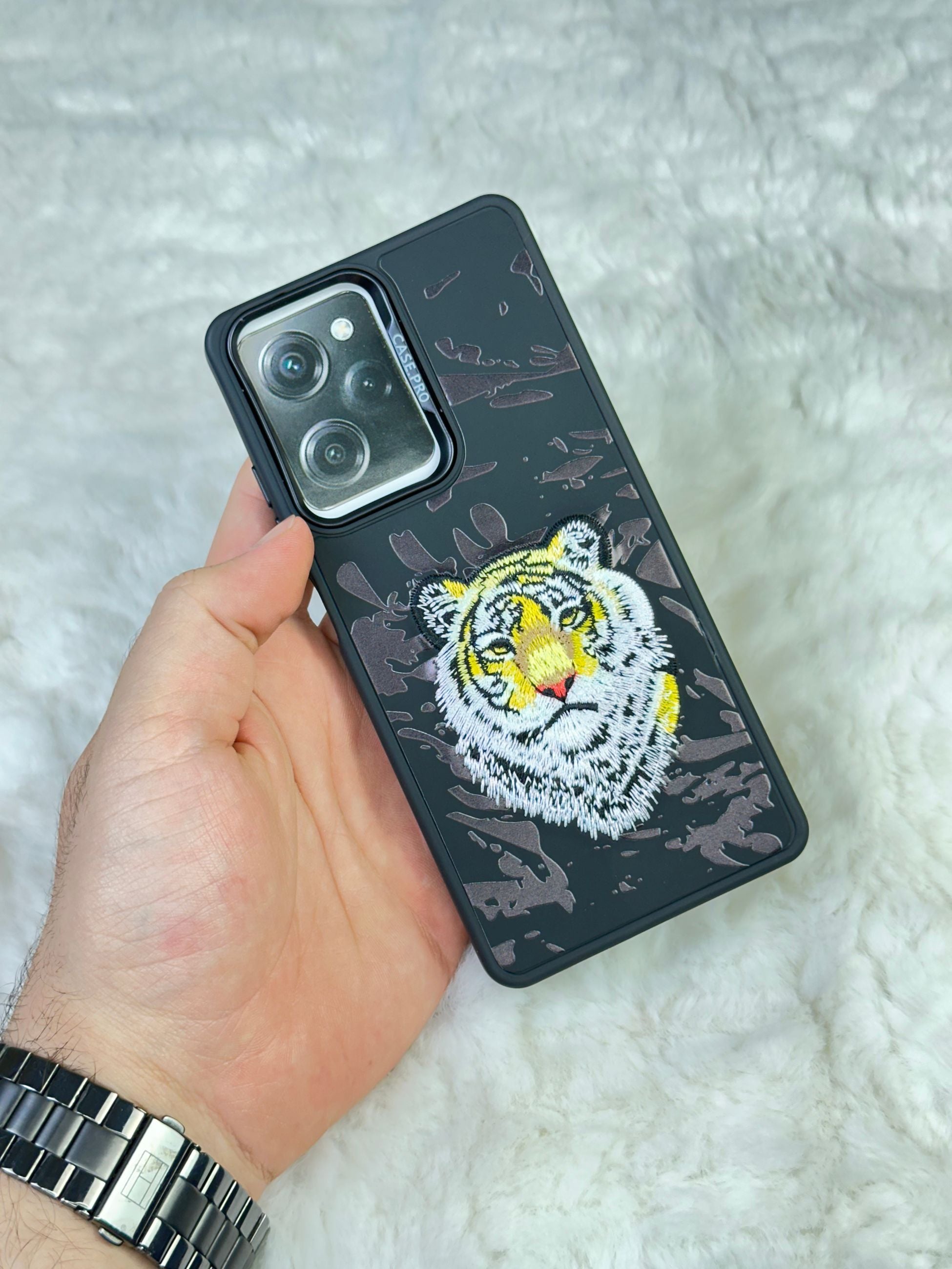 Xiaomi Redmi Note 12 Pro 5G Sert Kapaklı Tatlı Karakterli Dikişli Safari Kılıf