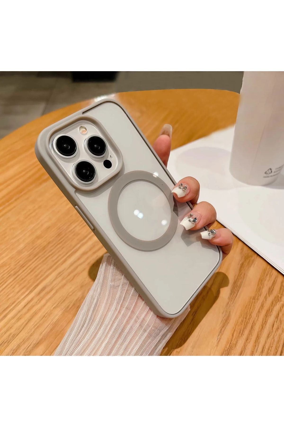 iPhone 15 Pro Magsafe Wireless Şarj Özellikli Silikon Kamera Çıkıntılı REMA Kılıf