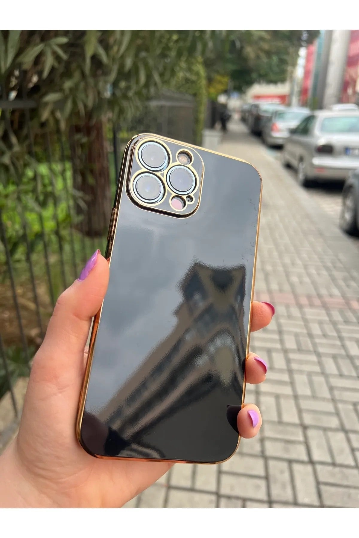 iPhone 13 Pro Gold Kenarlı Parlak Bark Kılıf