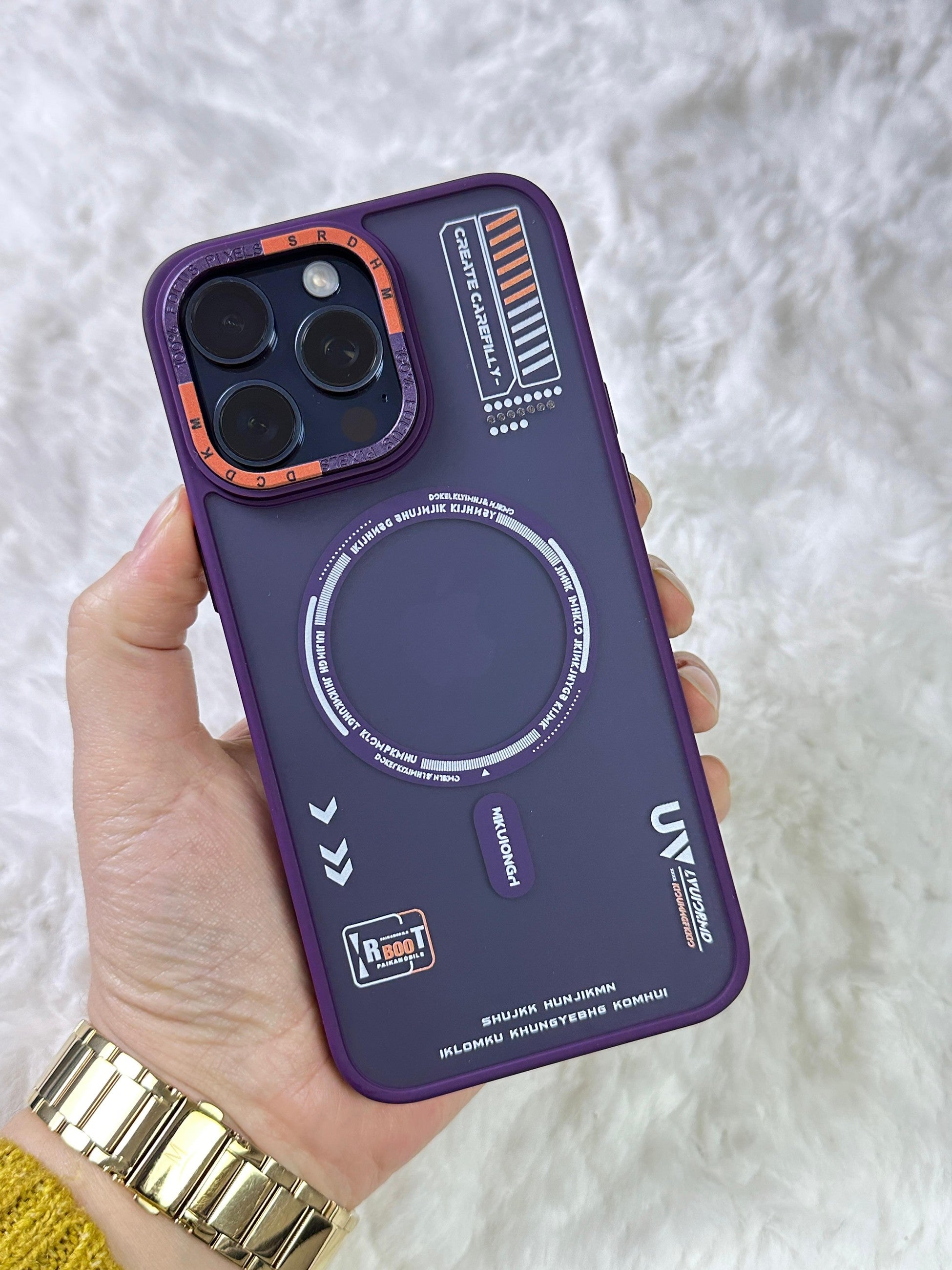 iPhone 15 Pro Max Magsafe Wireless Şarj Özellikli Desenli Tiger Kılıf