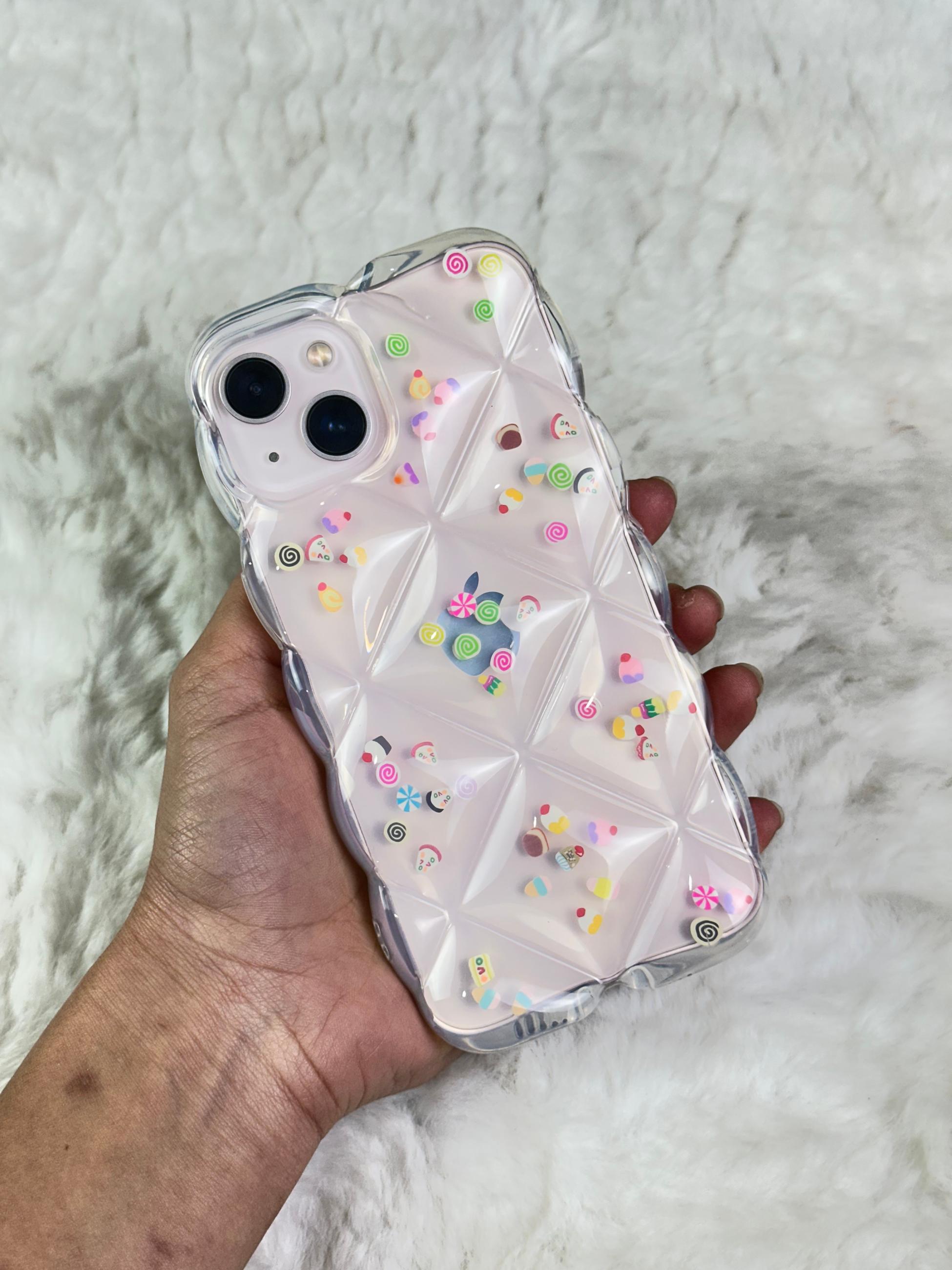 iPhone 14 Darbe Emici Özellikli Çiçekli Kalpli Figürlü Angel Kılıf