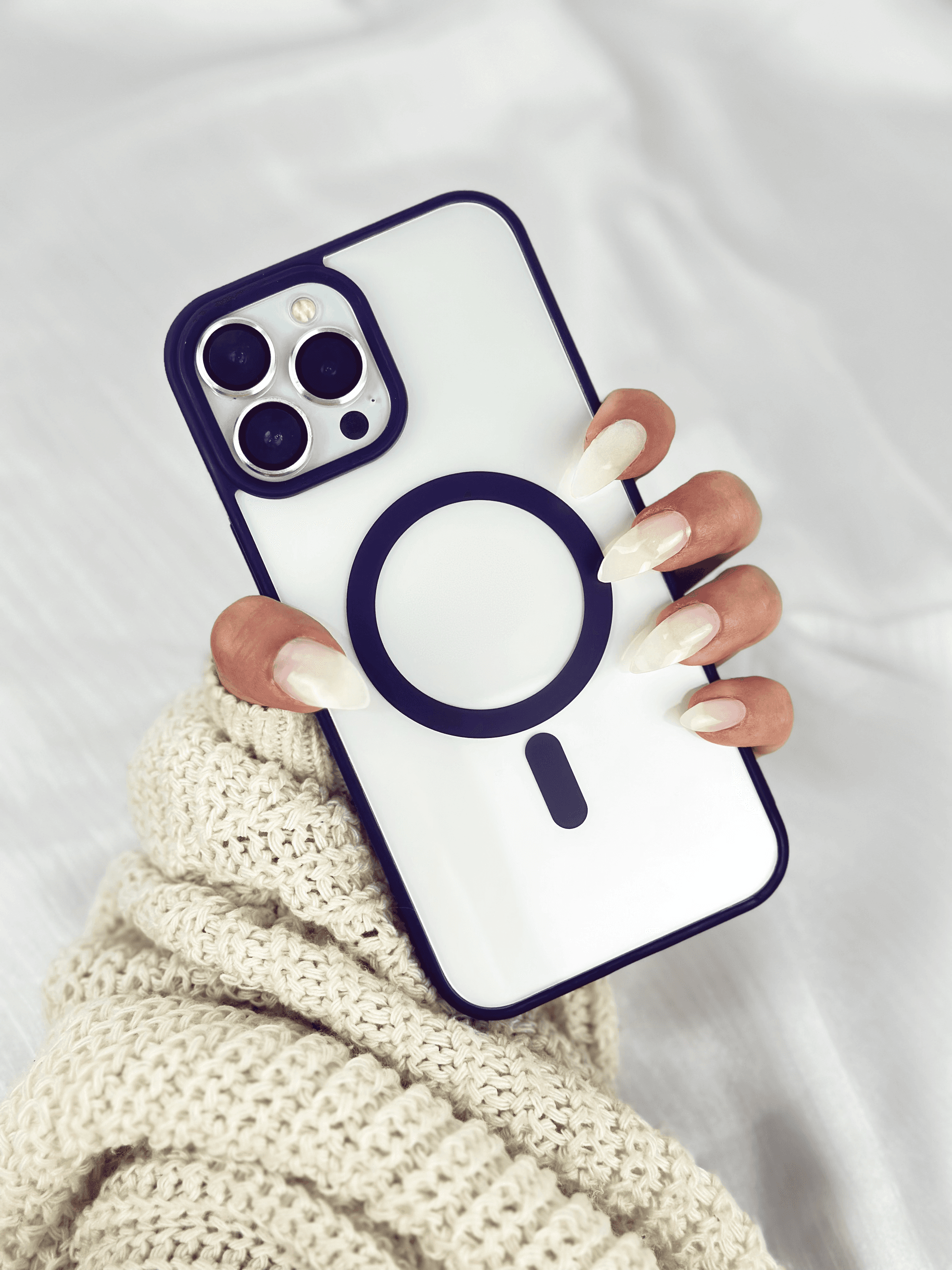 iPhone 13 Pro Magsafe Wireless Şarj Özellikli Silikon Kamera Çıkıntılı Rema Kılıf