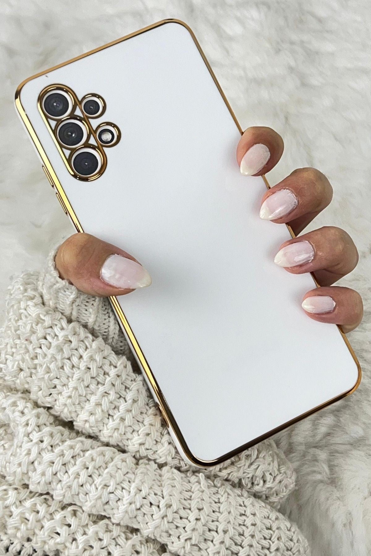 Samsung A23 Gold Kenarlı Parlak Kamera Korumalı Bark Kılıf