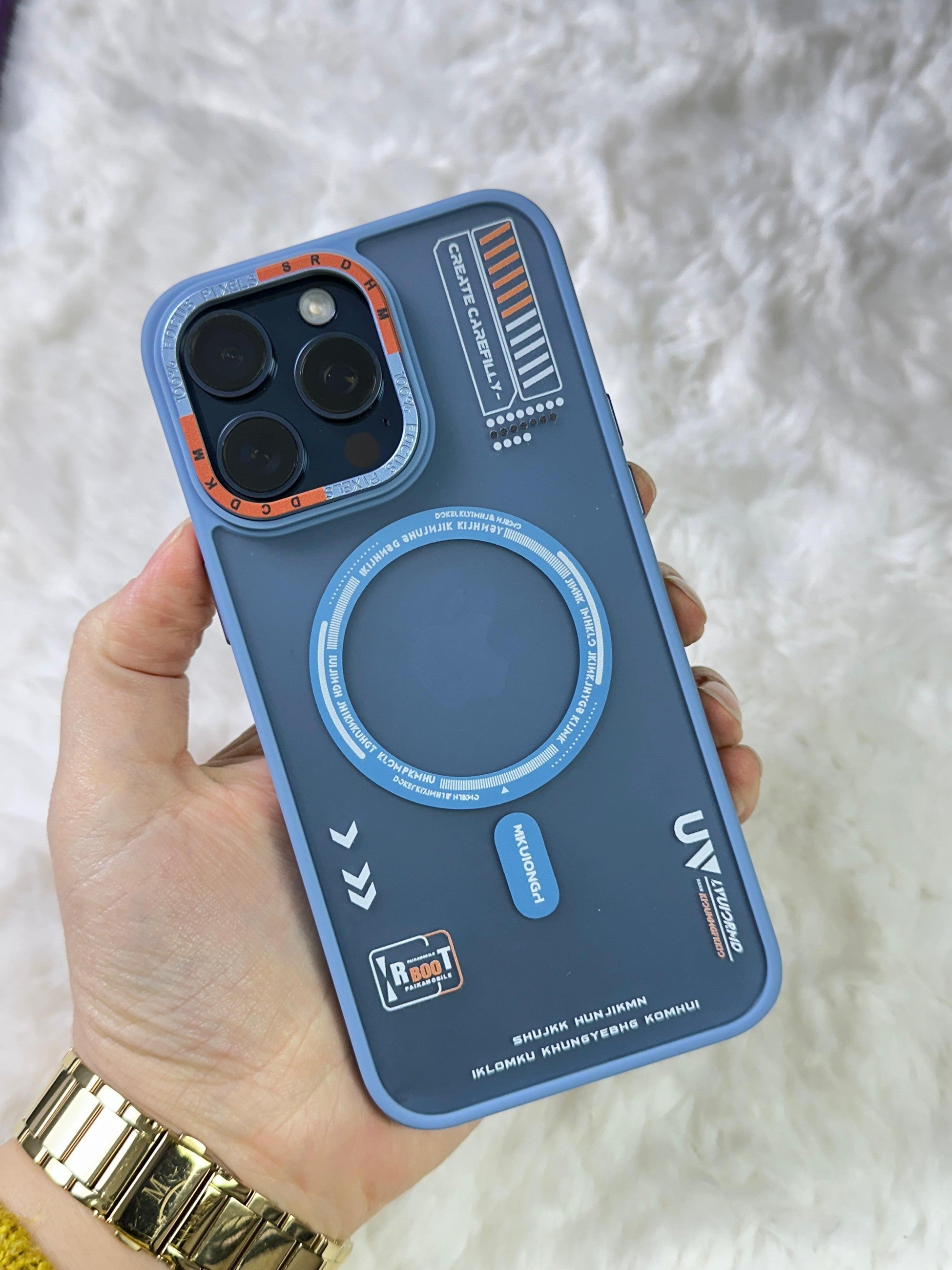 iPhone 15 Pro Max Magsafe Wireless Şarj Özellikli Desenli Tiger Kılıf