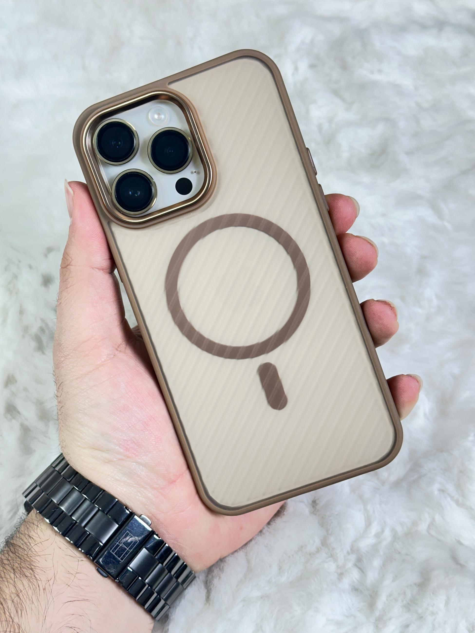 iPhone 14 Pro Max Magsafe Özellikli Kamera Çıkıntılı Yanları Silikon Line Kılıf