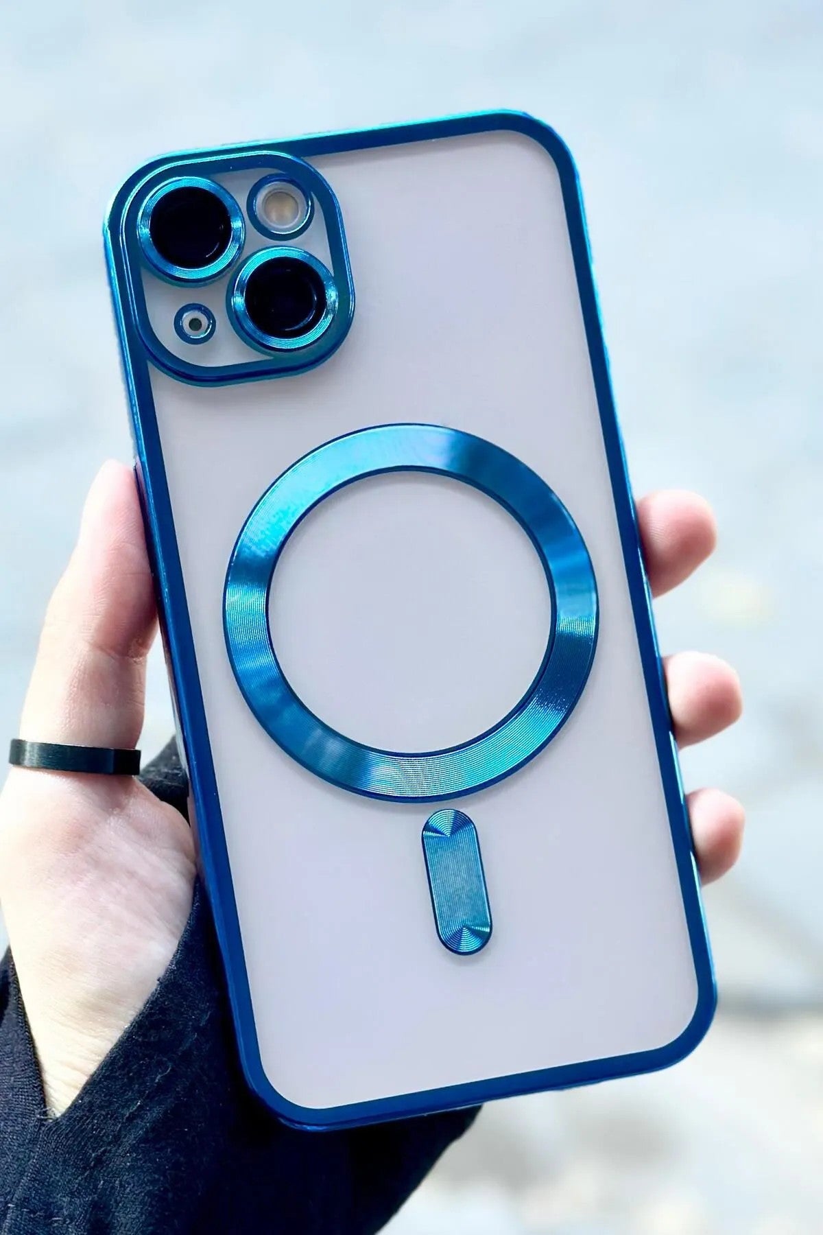 iPhone 15 Kamera Korumalı Sararmaz Silikon Parlak Magsafe Destekli Modern Cetro Kılıf