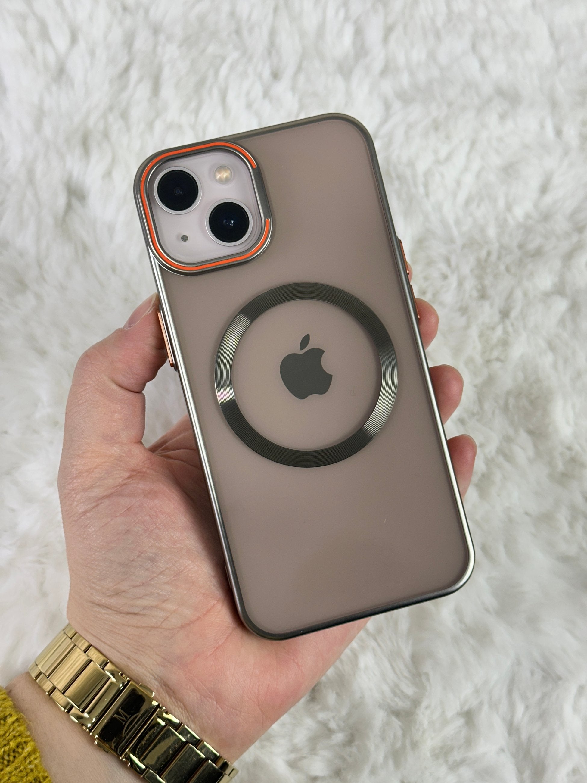 iPhone 13 MagSafe Özellikli Kamera Kısmı Stand Olabilen Kılıf ile Aynı Renk Kamera Lens Koruyuculu Magic Pro Kılıf