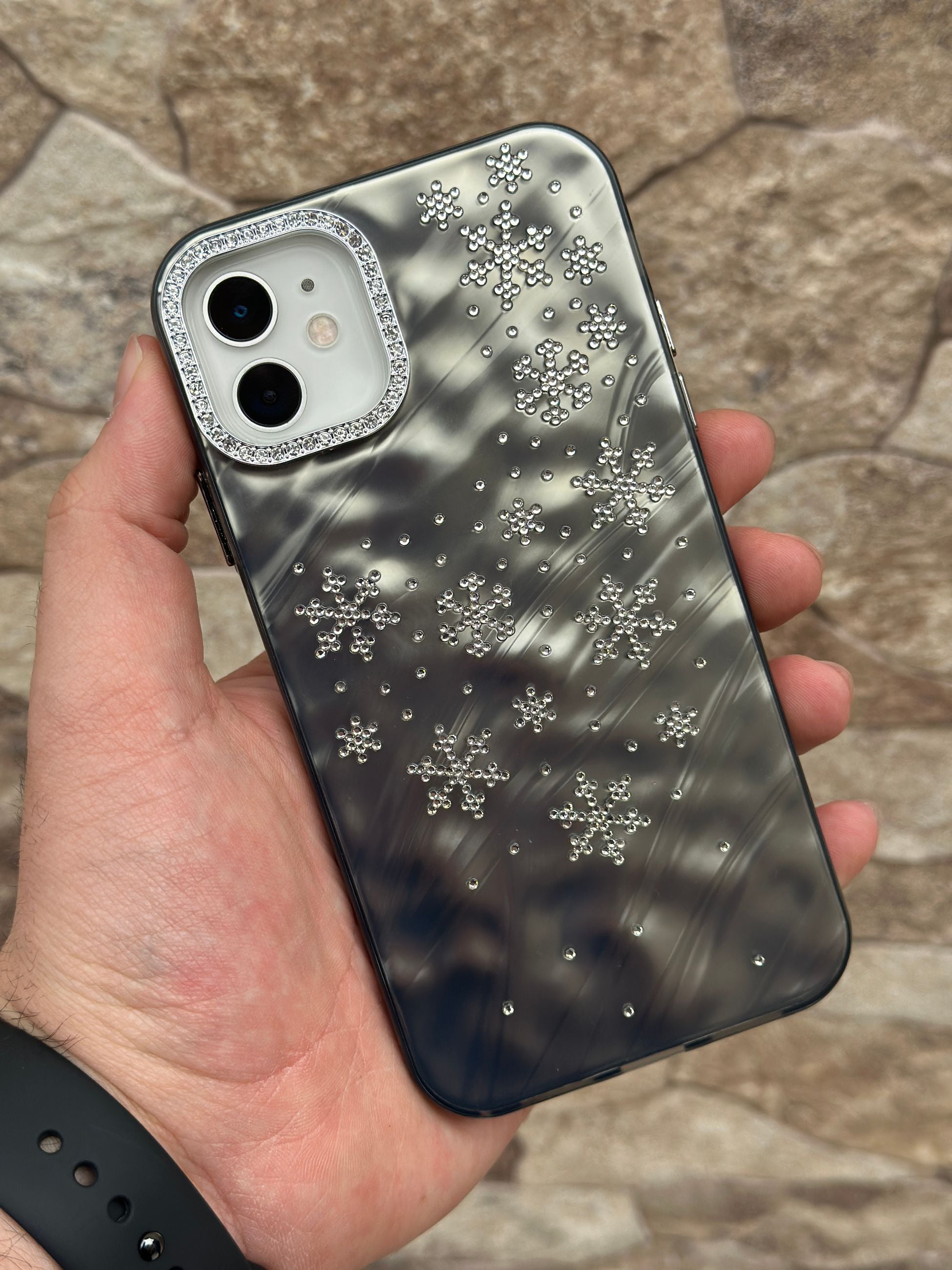 iPhone 11 Kar Tanesi Boncuklu Parlak Hologramlı Glare Kılıf