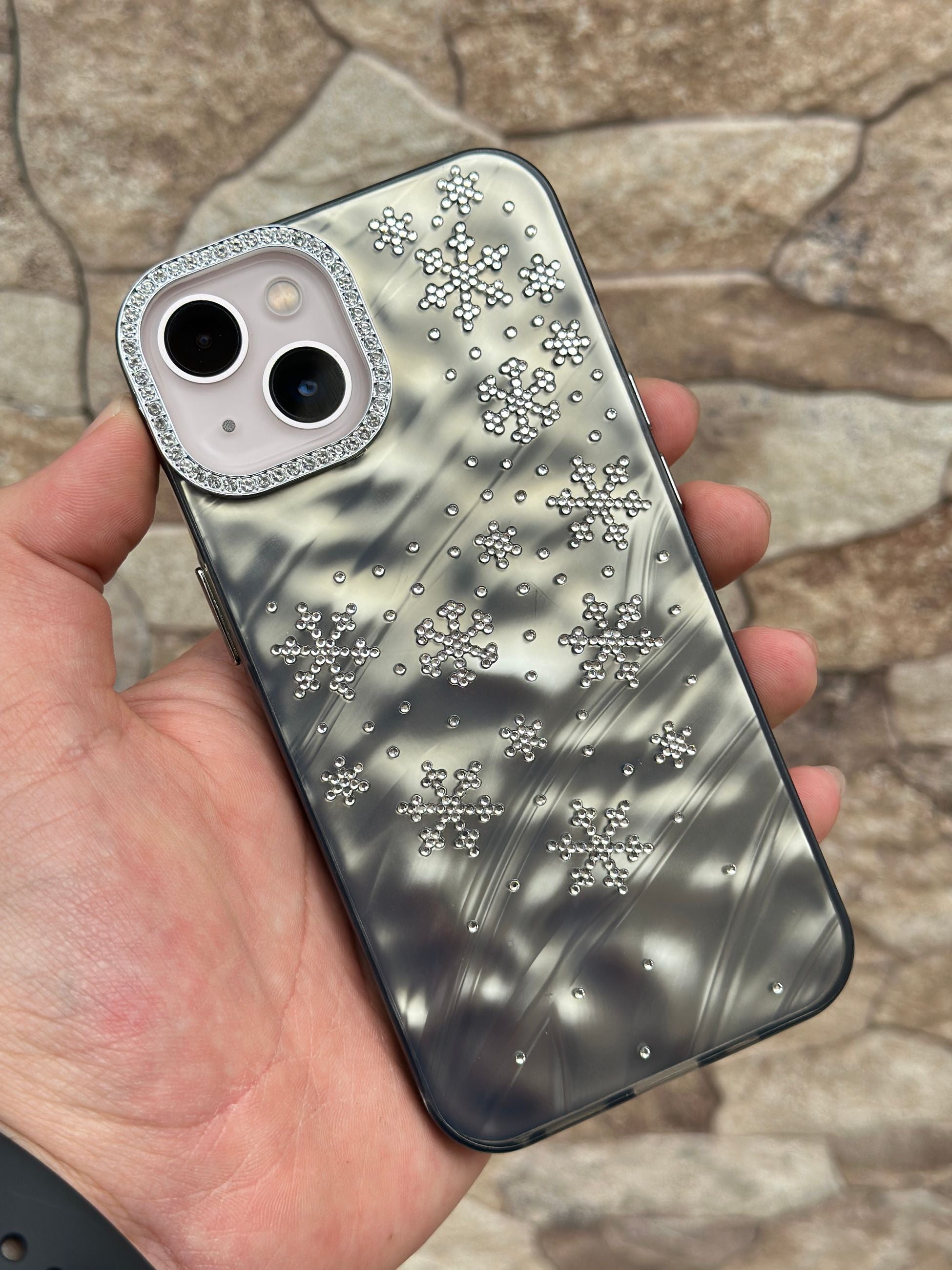 iPhone 15 Kar Tanesi Boncuklu Parlak Hologramlı Glare Kılıf