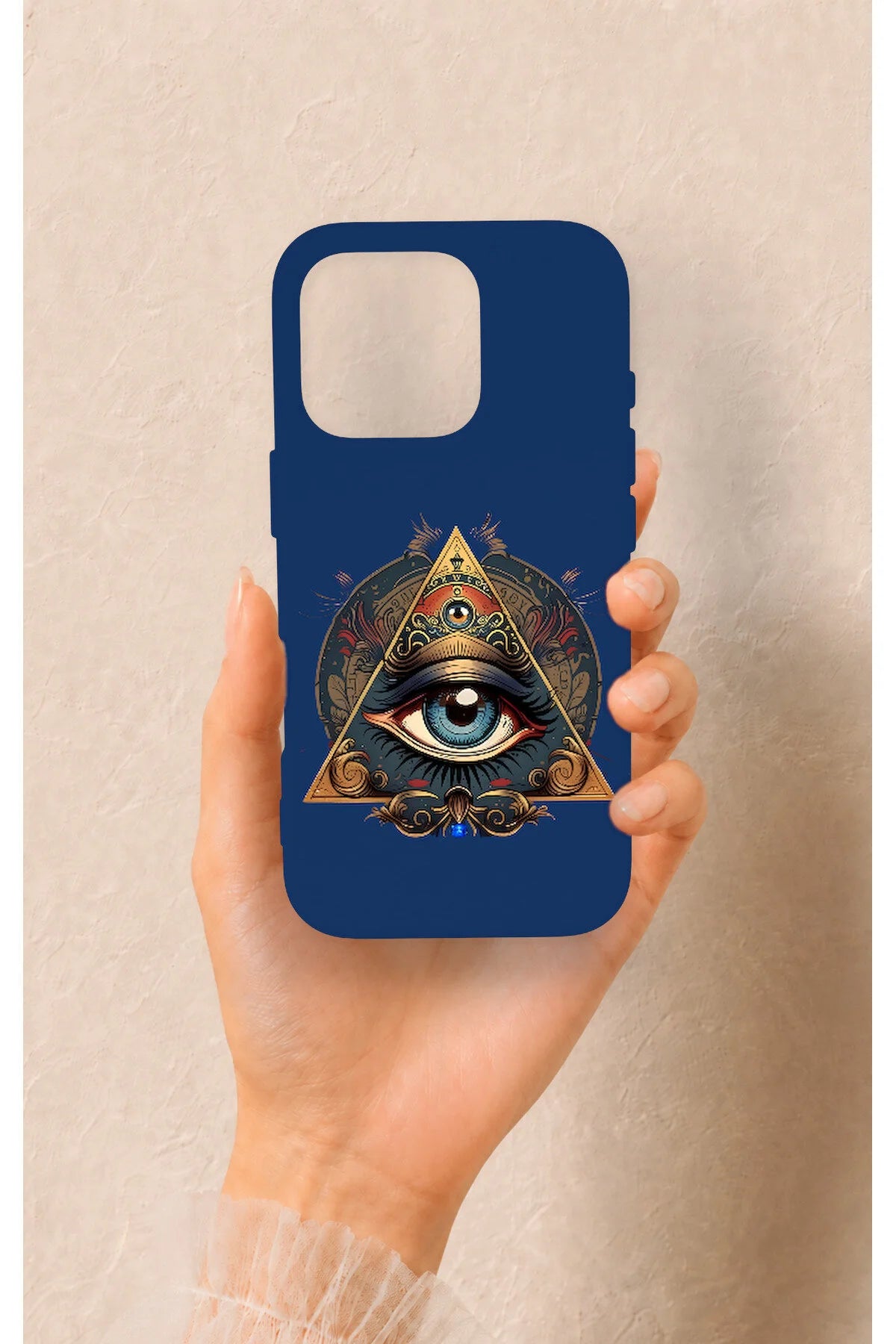 iPhone 16 Pro Uyumlu Pyramid Eye Desenli Silikon Kılıf